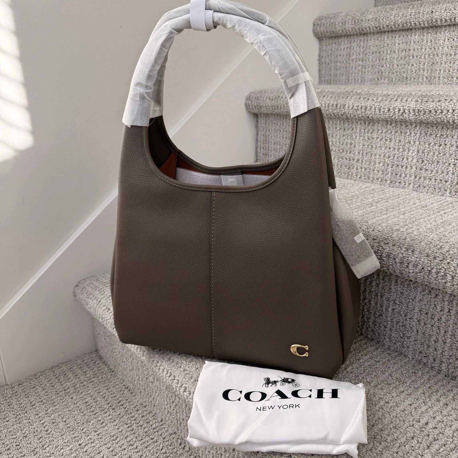 Coach COACH Lana Large Leather Shoulder Handle Bag Dark Stone Gray Size ONE SIZE - 4 Thumbnail