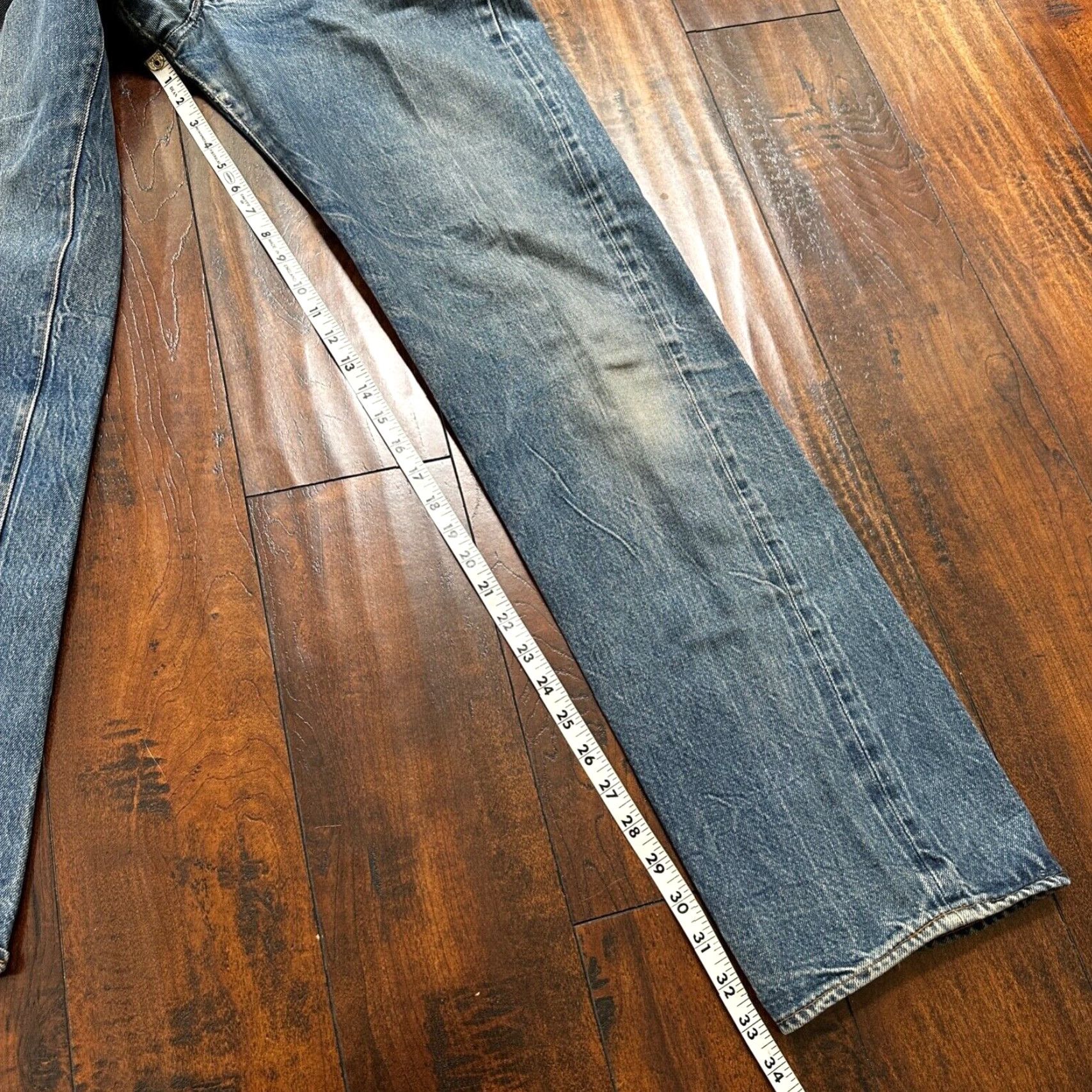 Levi's VINTAGE Levi's 501 XX Jeans 80s Redline Distressed Light Wash Classic Fit 33x38 Blue USA Mens Size US 33 - 4 Thumbnail