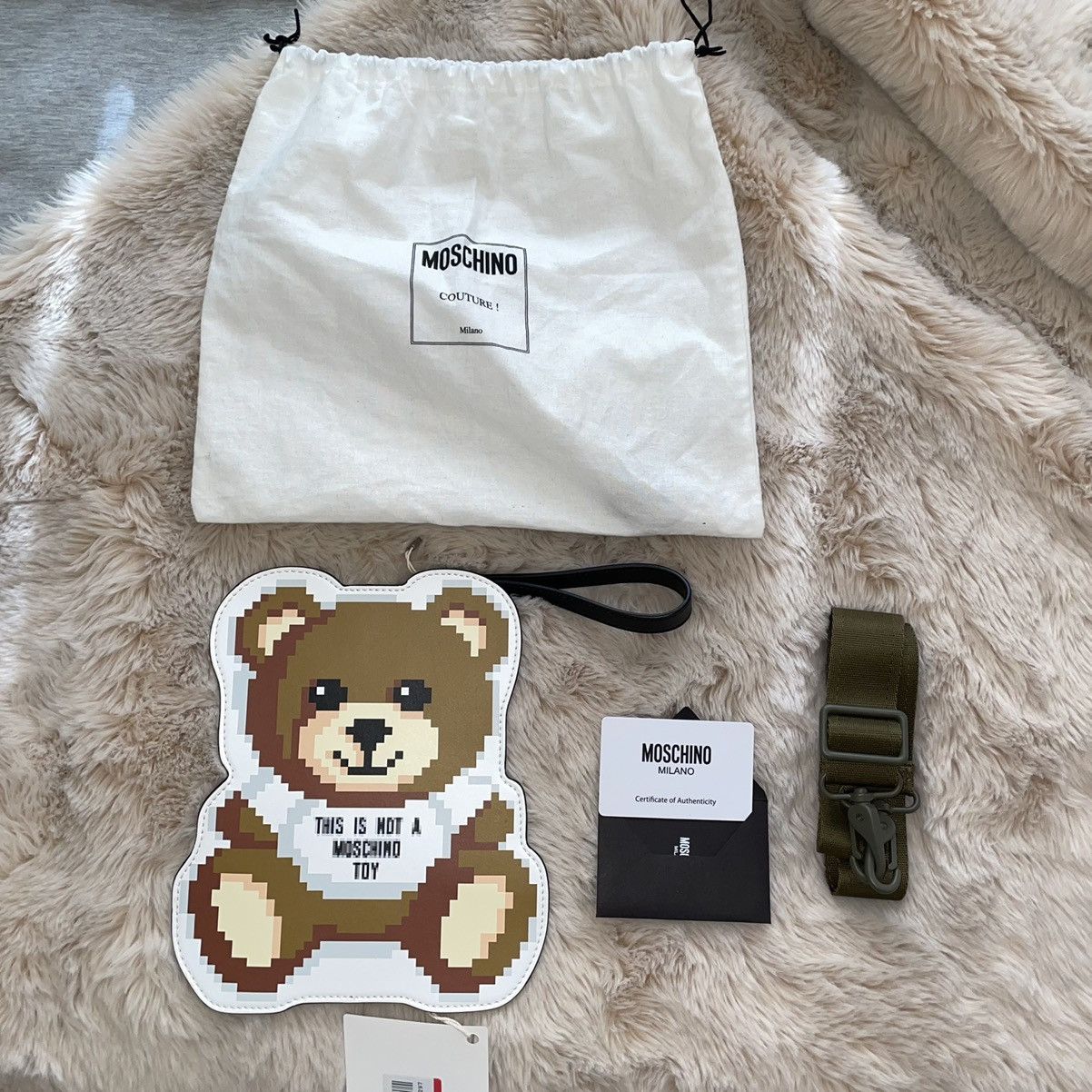 Moschino Moschino Runway The Sims Pixel Teddy Bear Crossbody Bag Size ONE SIZE - 11 Thumbnail