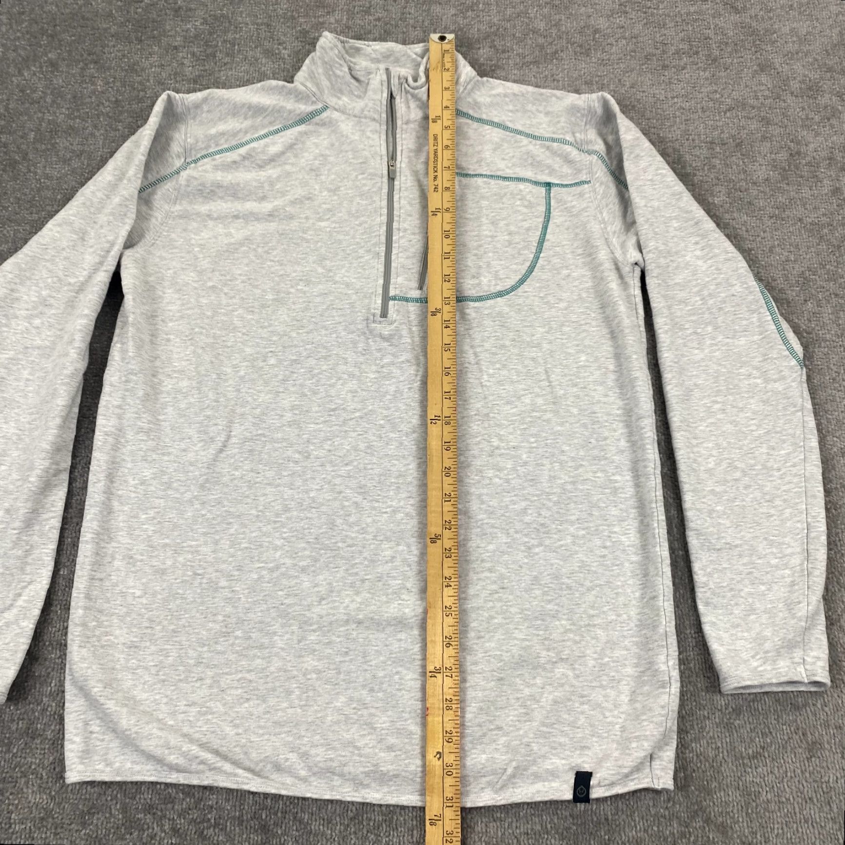 Vintage tasc Performance Sweater Mens Large Heather Gray 1/2 Zip Bamboo Pocket Size US L / EU 52-54 / 3 - 5 Thumbnail