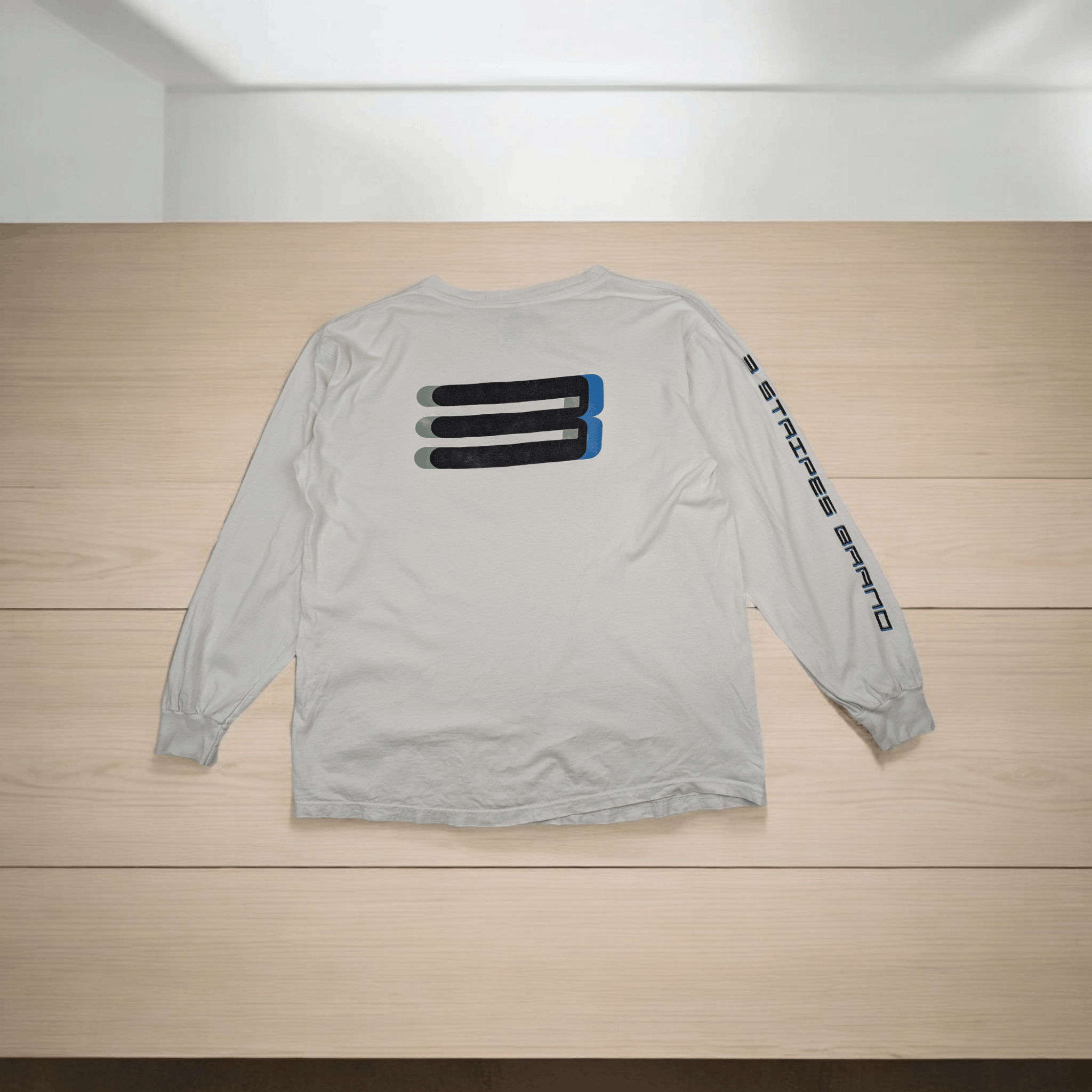 Adidas Vintage 2000's ADIDAS 3 Striped Long Sleeve T-Shirt Size US L / EU 52-54 / 3 - 1 Thumbnail