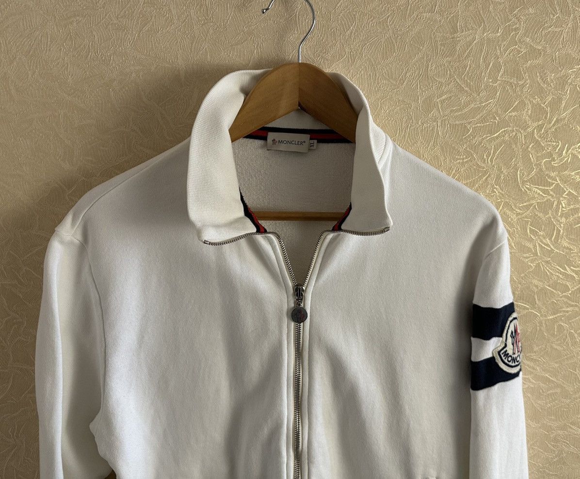 Moncler Moncler jacket size XL very rare vintage Size US XL / EU 56 / 4 - 3 Thumbnail