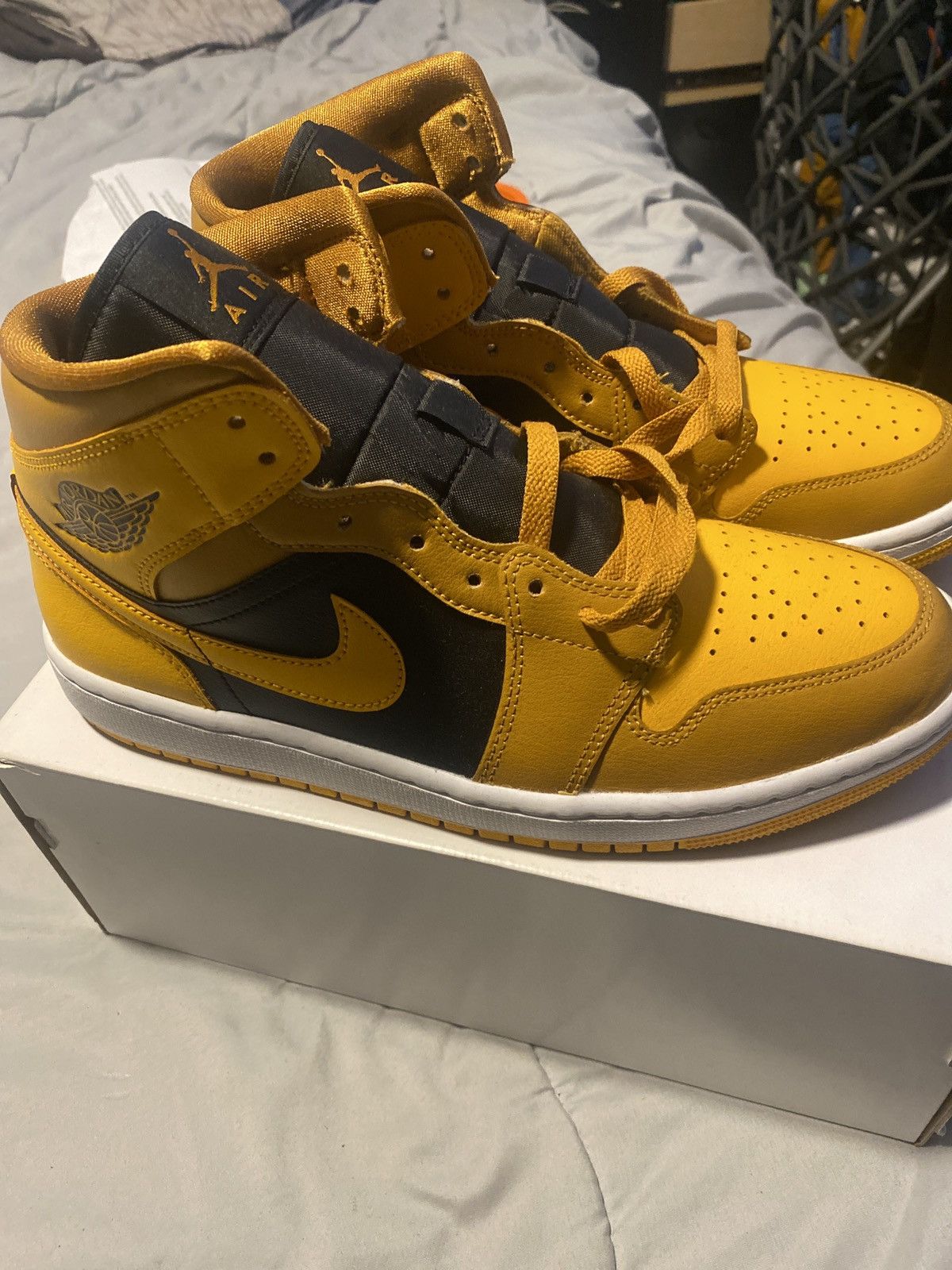 Jordan Brand Air Jordan 1 Size US 10.5 / EU 43-44 - 1 Thumbnail