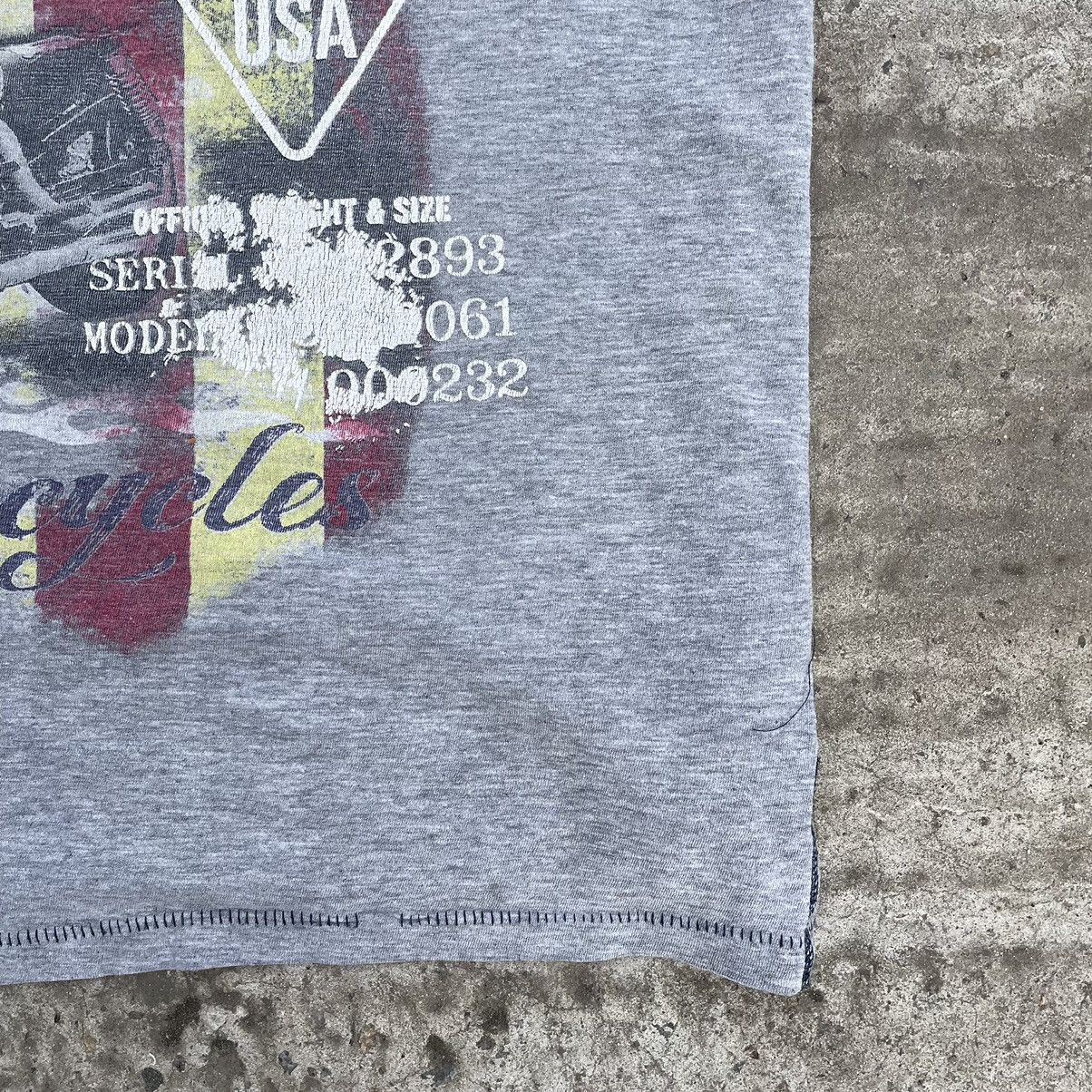 Other Vintage T-shirts Moto Big Logo Motorcycle Style USA 00s Y2K Size US L / EU 52-54 / 3 - 3 Thumbnail