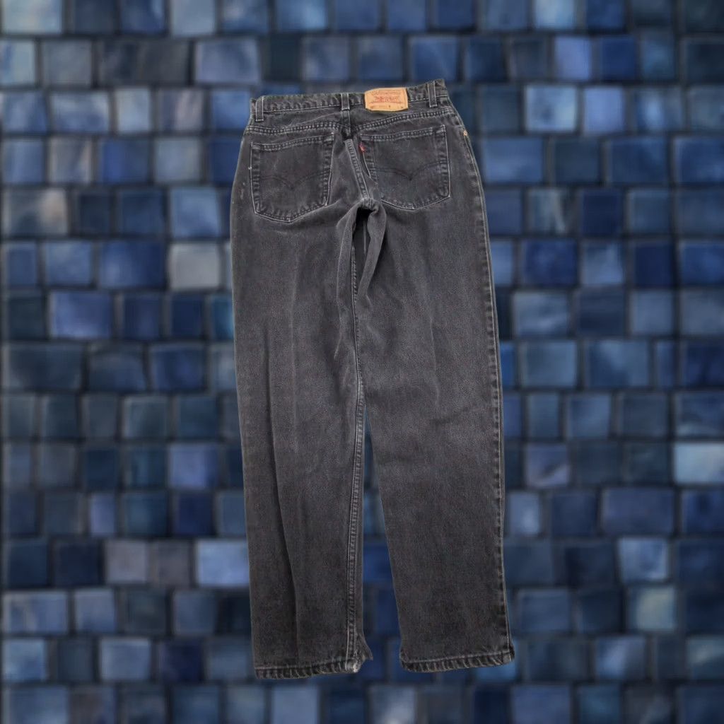 Levi's VINTAGE Levi's 550 Jeans Women’s Size 11 Black Relaxed Fit Tapered Leg USA READ Size 32" / US 10 / IT 46 - 1 Thumbnail