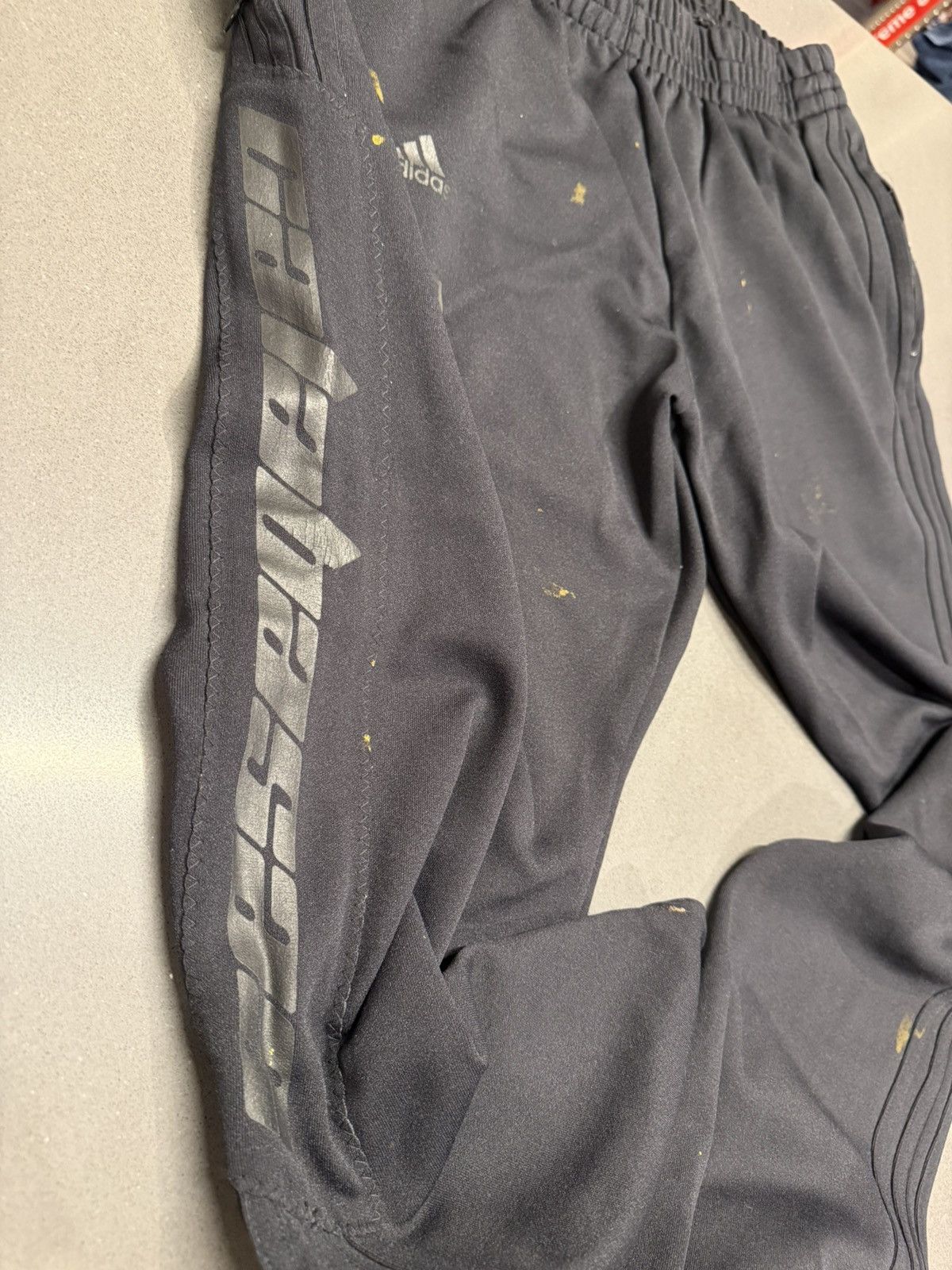 Adidas Black on black calabasas track pants Size US 32 / EU 48 - 3 Thumbnail