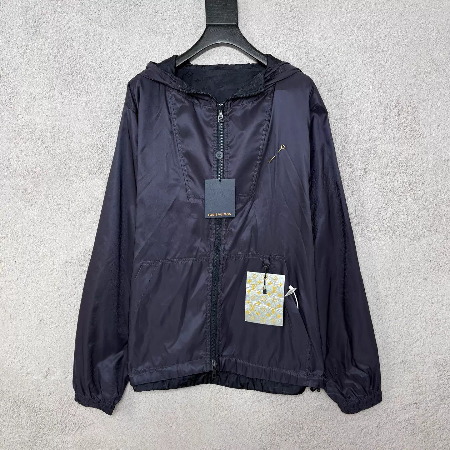 Louis Vuitton LV pin double-sided all-over print jacket Size US L / EU 52-54 / 3 - 3 Thumbnail