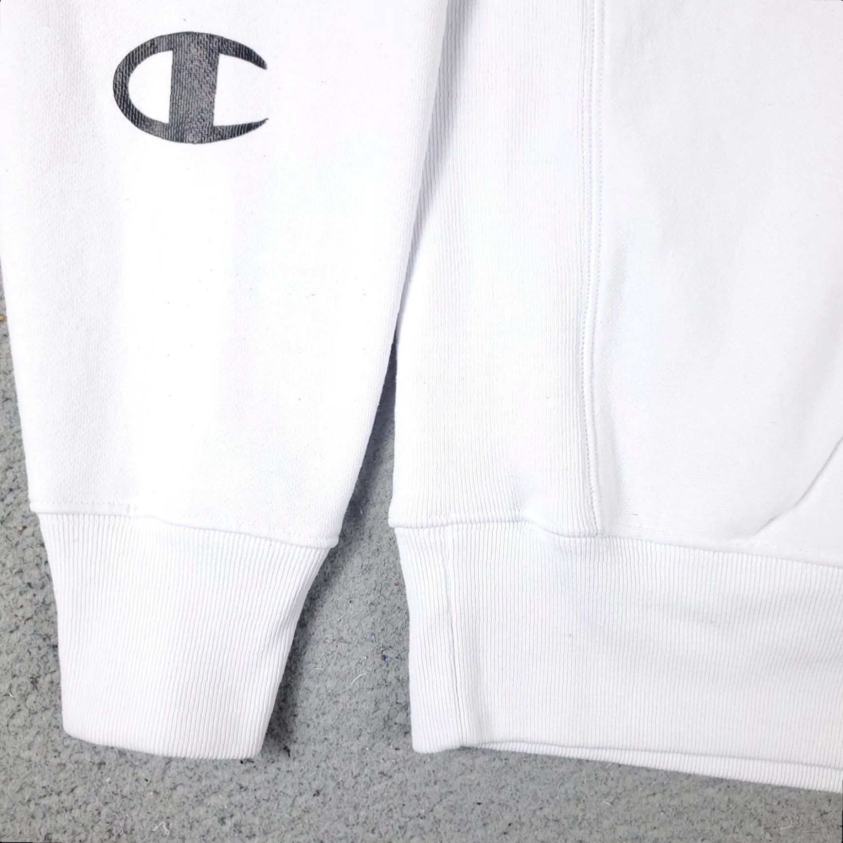 Champion VINTAGE Champion Men's Medium Sweater Pullover Sweatshirt White Knit Logo Zipper Outdoor Classic Size US M / EU 48-50 / 2 - 3 Thumbnail