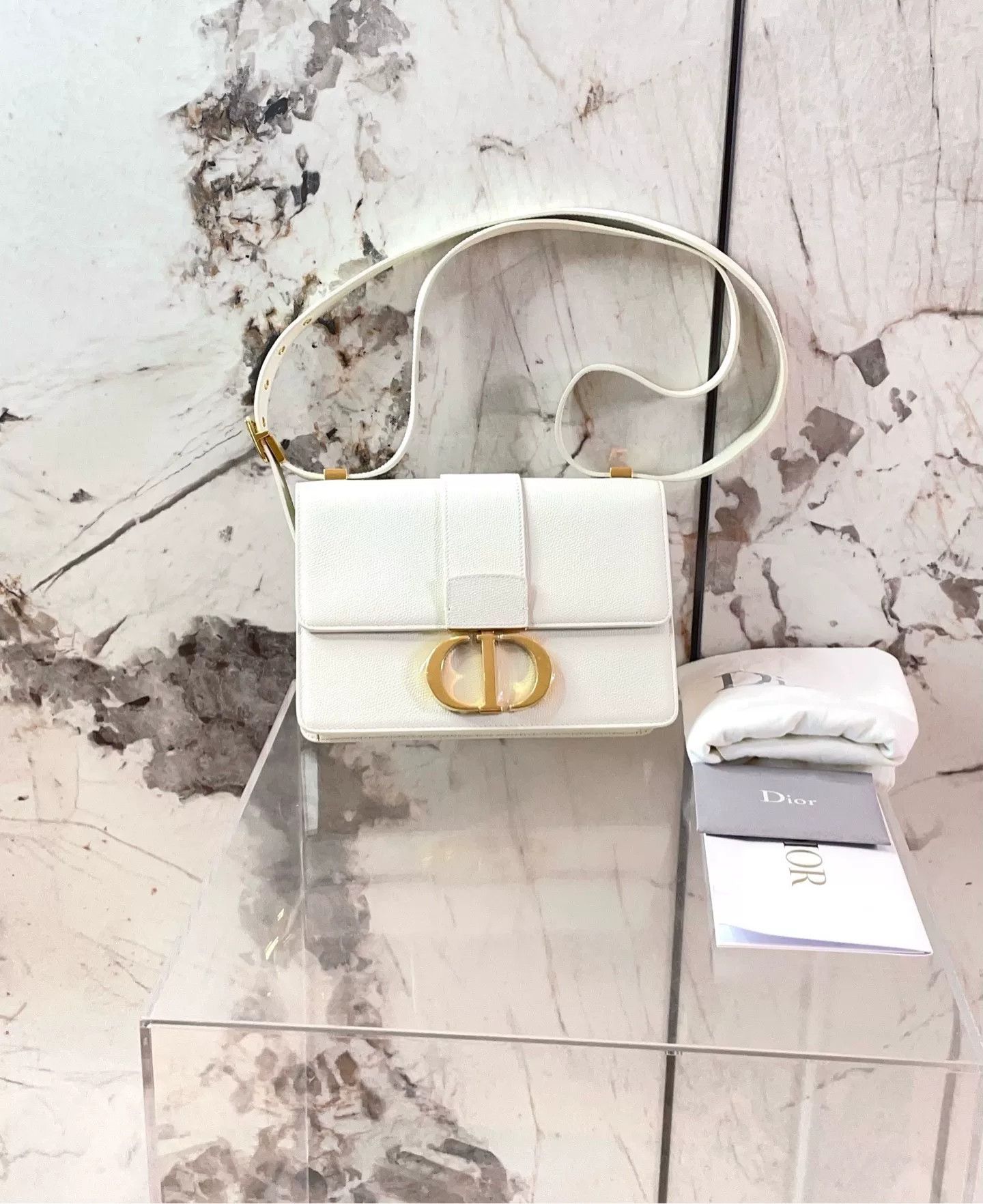 Dior Pre-loved Bag Very good condition Size ONE SIZE - 1 Thumbnail