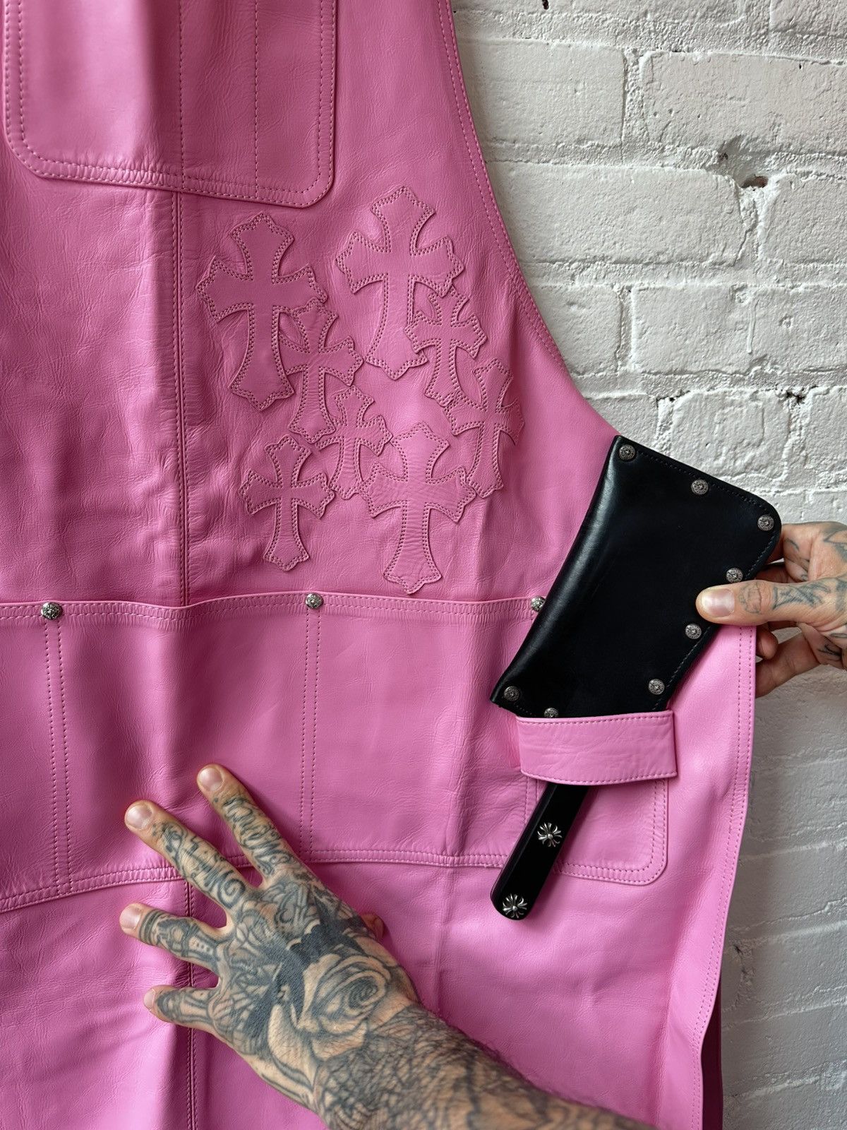 Chrome Hearts CHROME HEARTS LEATHER CROSS PATCHED 2C APRON Size US XL / EU 56 / 4 - 1 Thumbnail