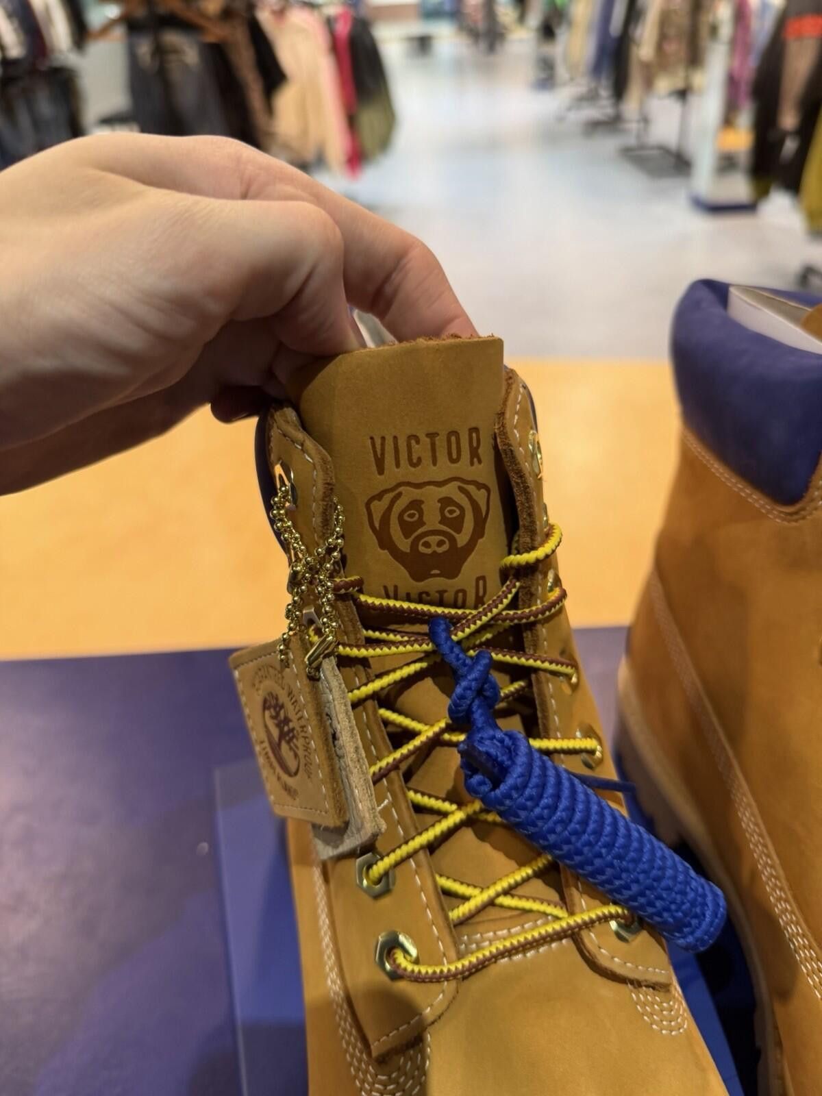 Timberland Victor Victor Timberland Boots Wheat/Navy (Size: 11) Men's Size US 11 / EU 44 - 7 Thumbnail