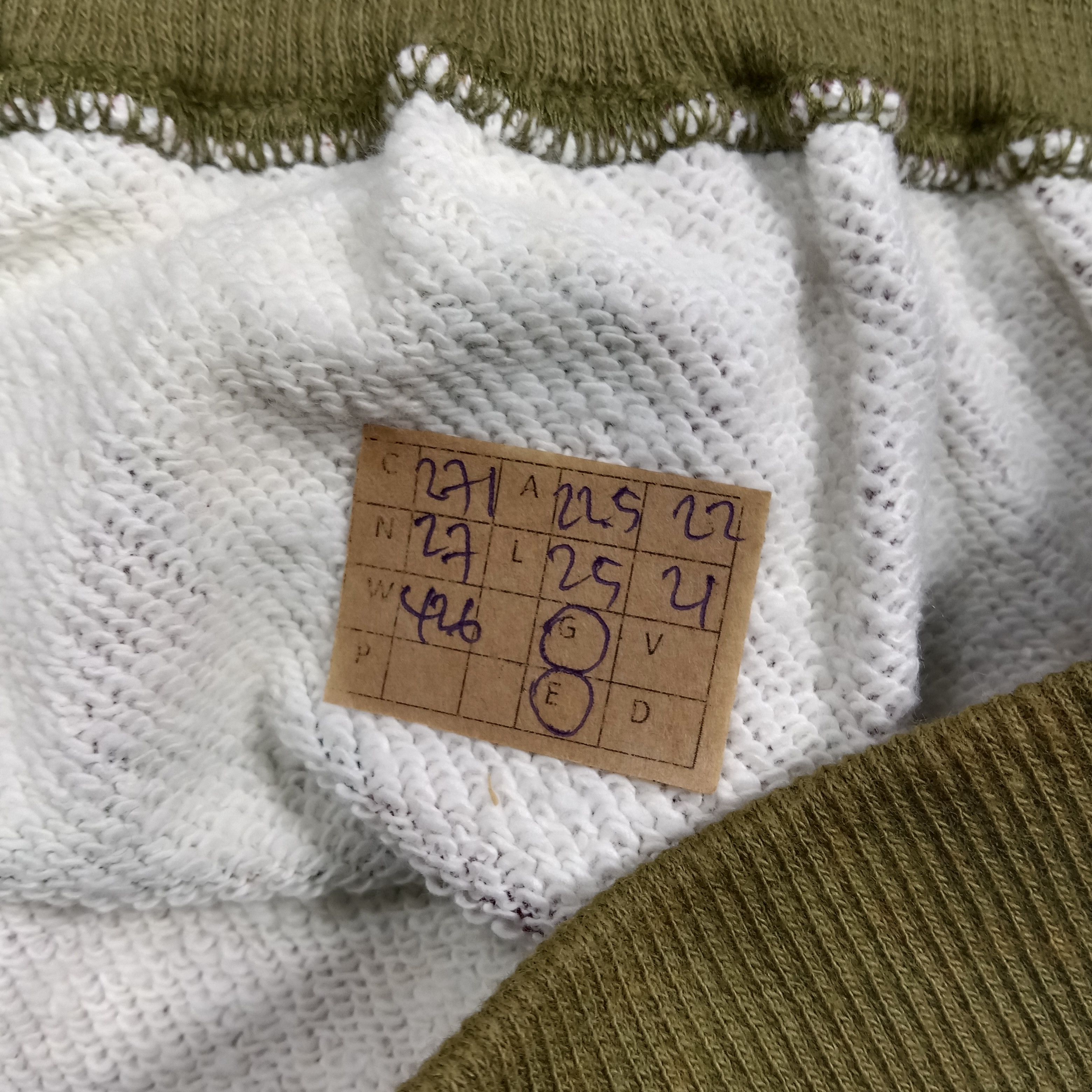 Vintage Flower Art Overprint Hippie Style Sweatshirt C271N27 Size US M / EU 48-50 / 2 - 7 Thumbnail