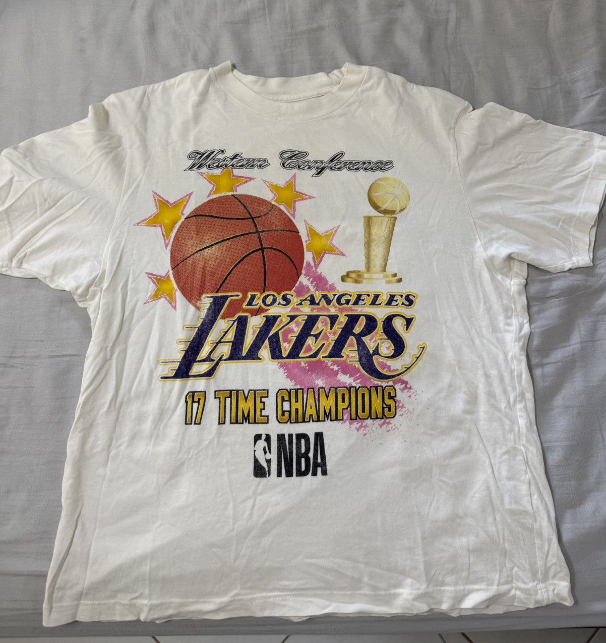 Abercrombie and Fitch x NBA Lakers oversized T shirt