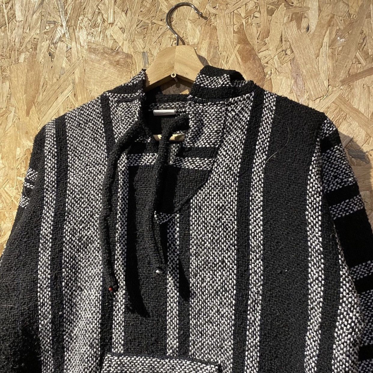 Baja Joe × Mexican Threads × Vintage Baja Joe Drug Rug Hoodie Size US S / EU 44-46 / 1 - 3 Thumbnail