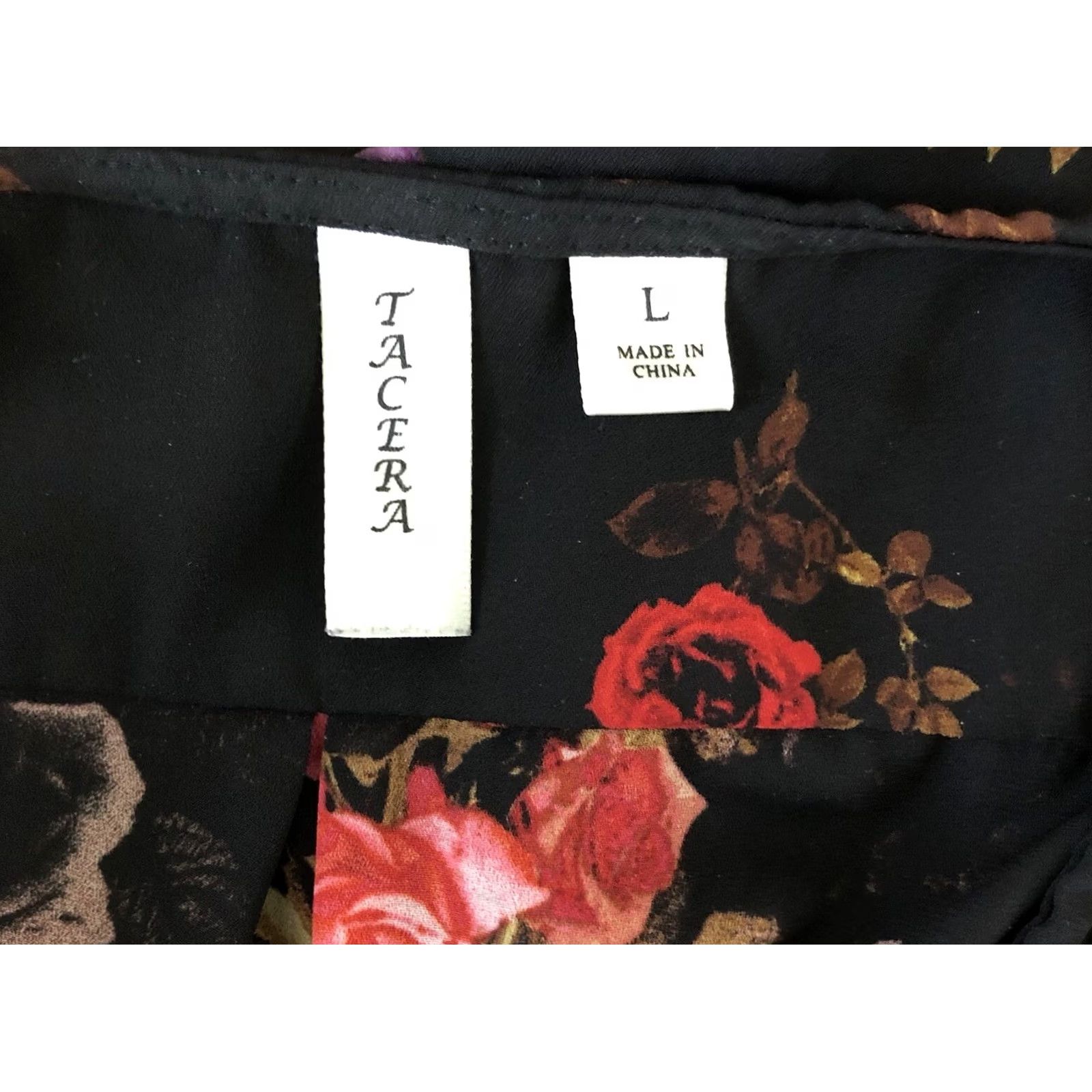 Vintage Tacera Blouse Womens Flowy Top L Black Red Roses 3/4 Sleeve V-Neck Fairy Whimsigoth 90s Size L / US 10 / IT 46 - 4 Thumbnail