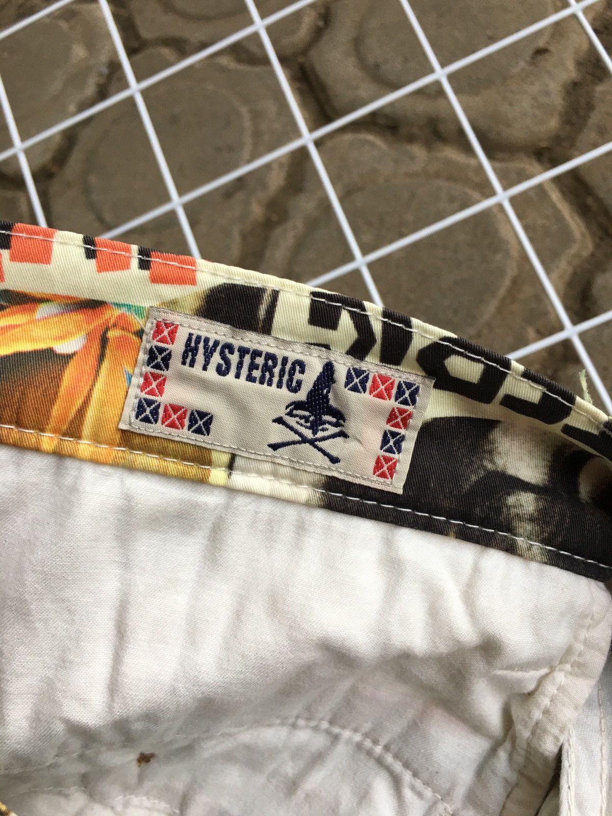 Hysteric Glamour Hysteric Glamour - Hysteric Of Tiki Short Pants Size US 31 - 5 Thumbnail