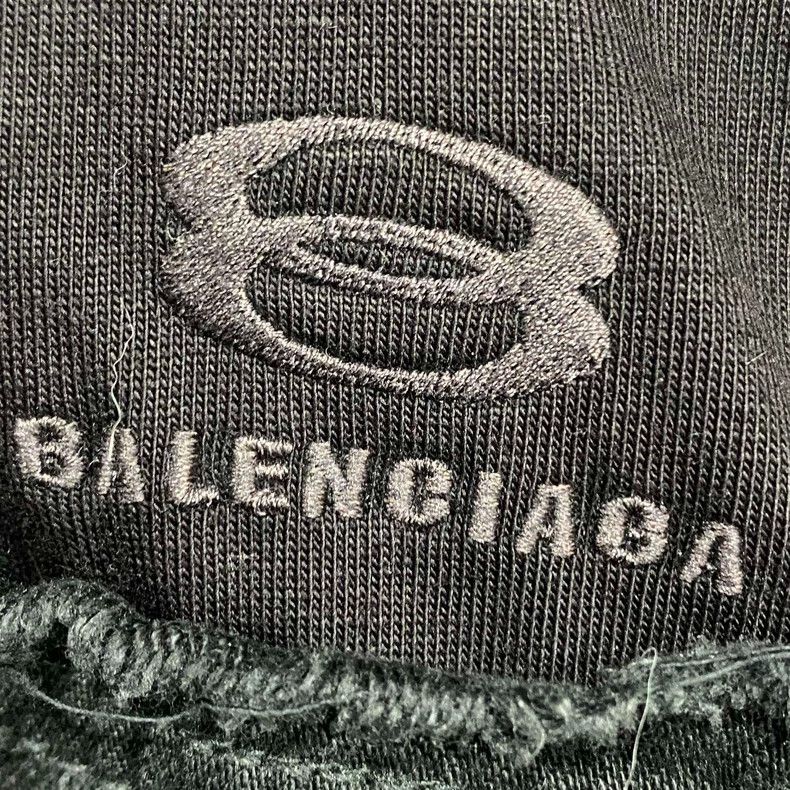 Balenciaga Balenciaga Splicing damage to double-ring denim jacket Size US M / EU 48-50 / 2 - 4 Thumbnail