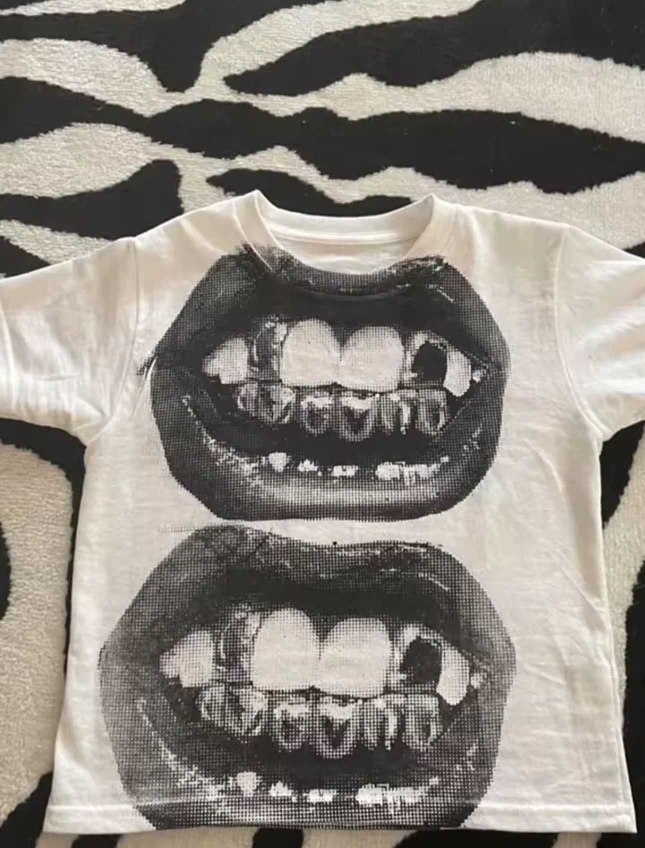 Other Grunge teeth graphic tee 🦷🖤 Size M / US 6-8 / IT 42-44 - 1 Thumbnail