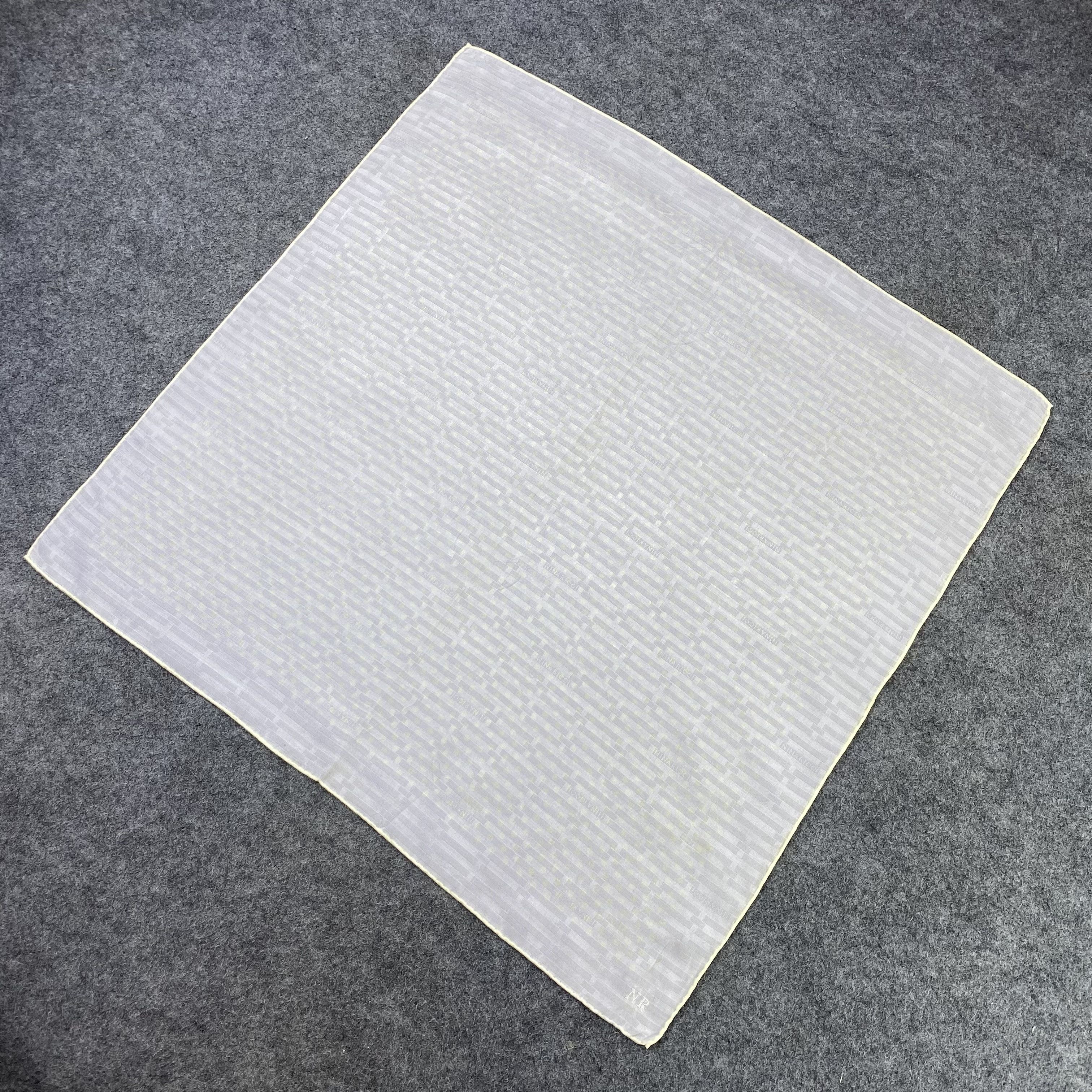 Nina Ricci Nina Ricci Handkerchief Neckerchief Bandana-B1651 Size ONE SIZE - 4 Thumbnail