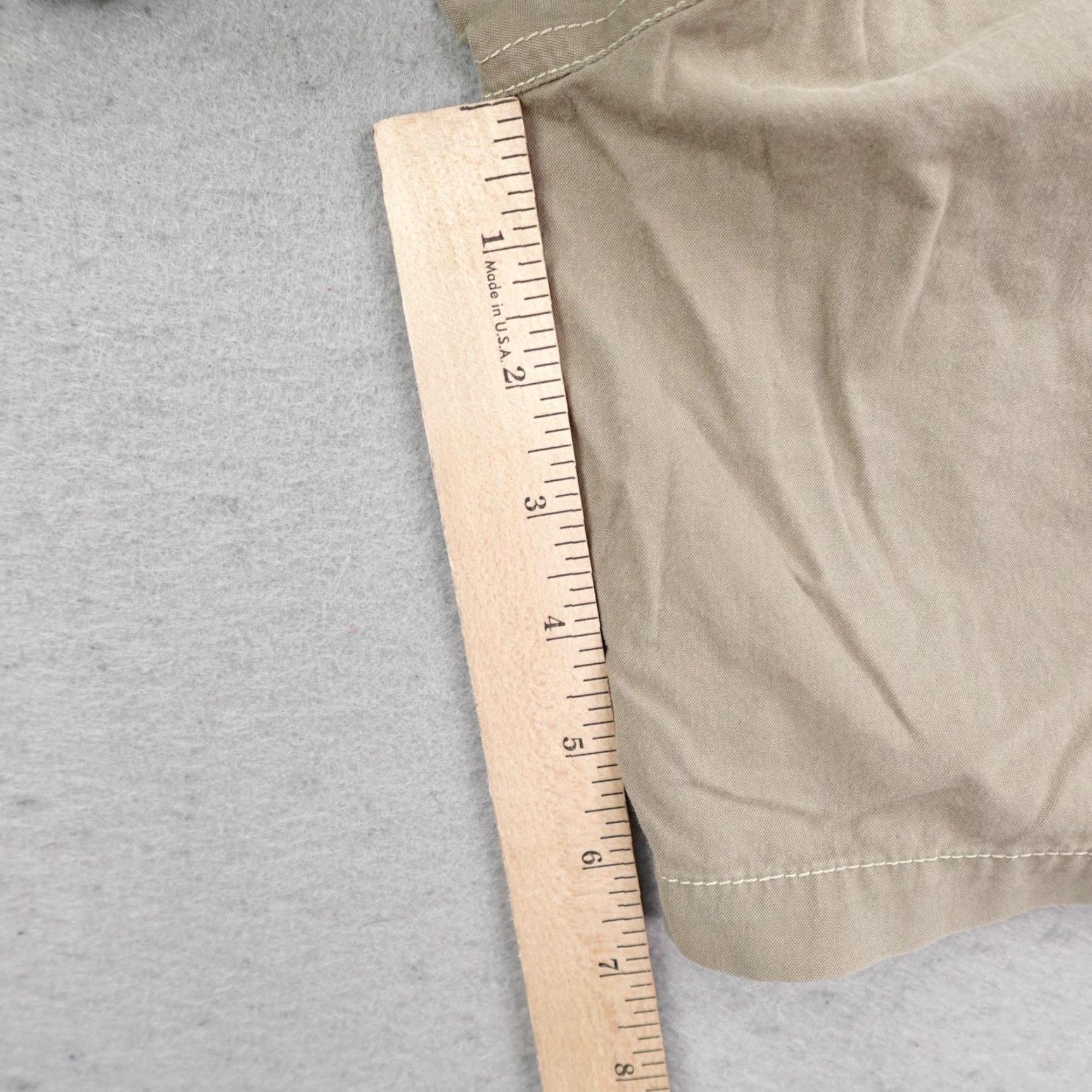 Vintage Kuhl Shorts Womens 8 Khaki Beige Cargo Trail Performance Trekking Outdoors Breathable Lightweight Pockets Stretch Size 30" / US 8 / IT 44 - 6 Thumbnail