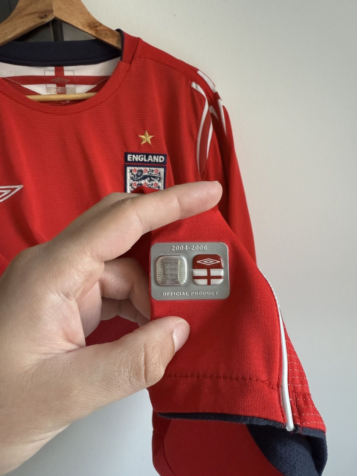 Umbro Vintage Umbro England 2004/06 Soccer jersey Size US L / EU 52-54 / 3 - 6 Thumbnail