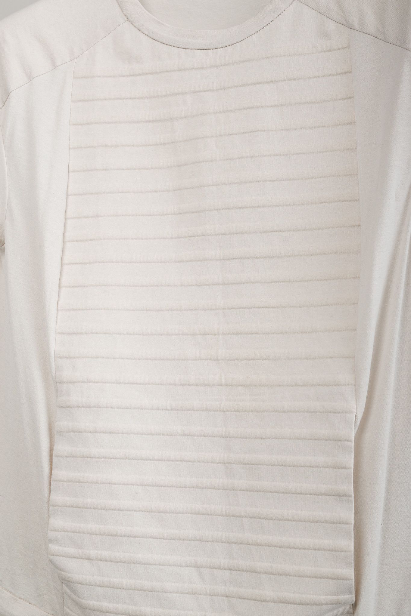 Brunello Cucinelli Brunello Cucinelli Embossed-Stripe Drawstring Hem T-Shirt Size S / US 4 / IT 40 - 5 Thumbnail