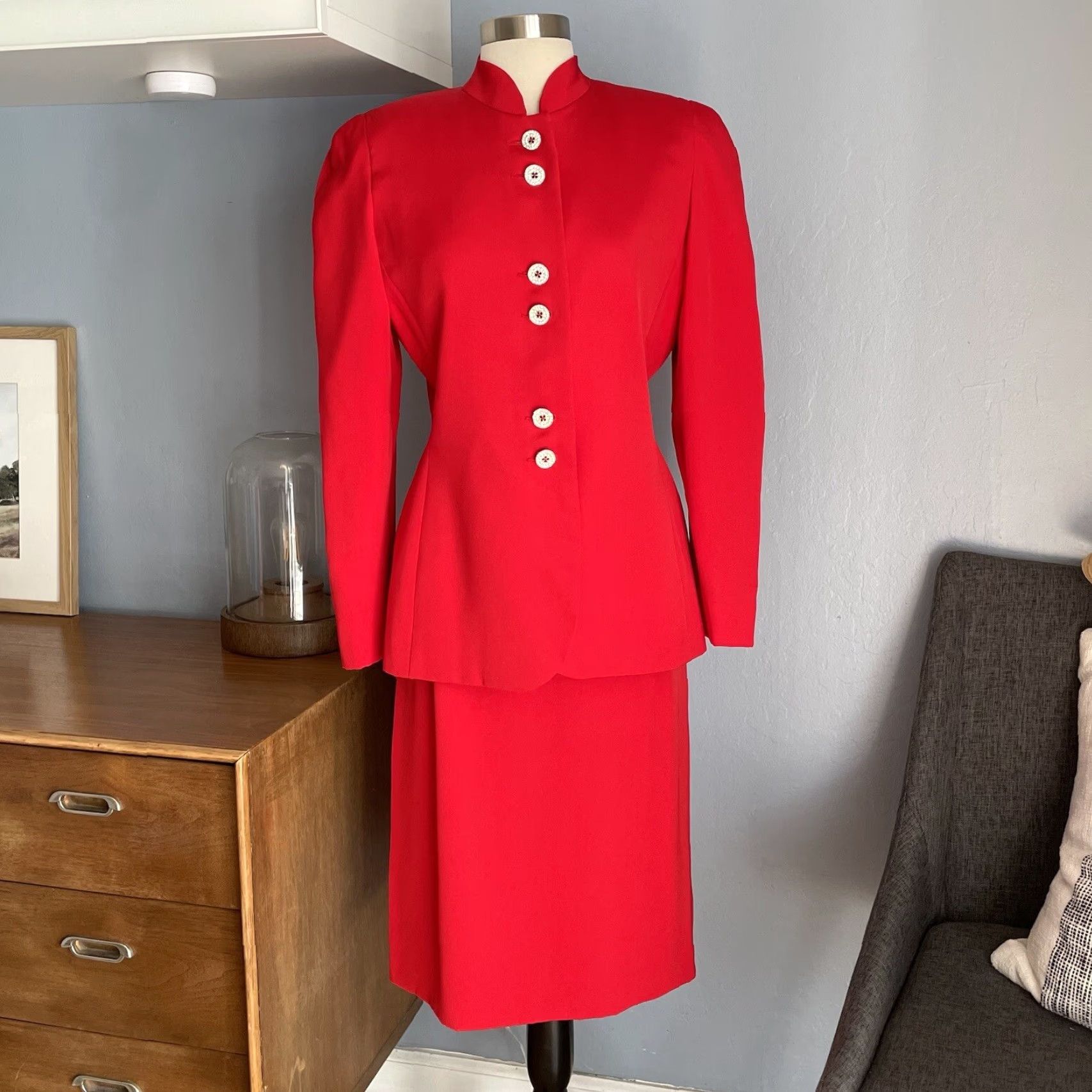 Carolina Herrera VINTAGE Carolina Herrera 90s Silk Jacket & Skirt Suit Rhinestone Buttons Sz 10 Women Red 2 Piece Set Size 32" / US 10 / IT 46 - 2 Thumbnail