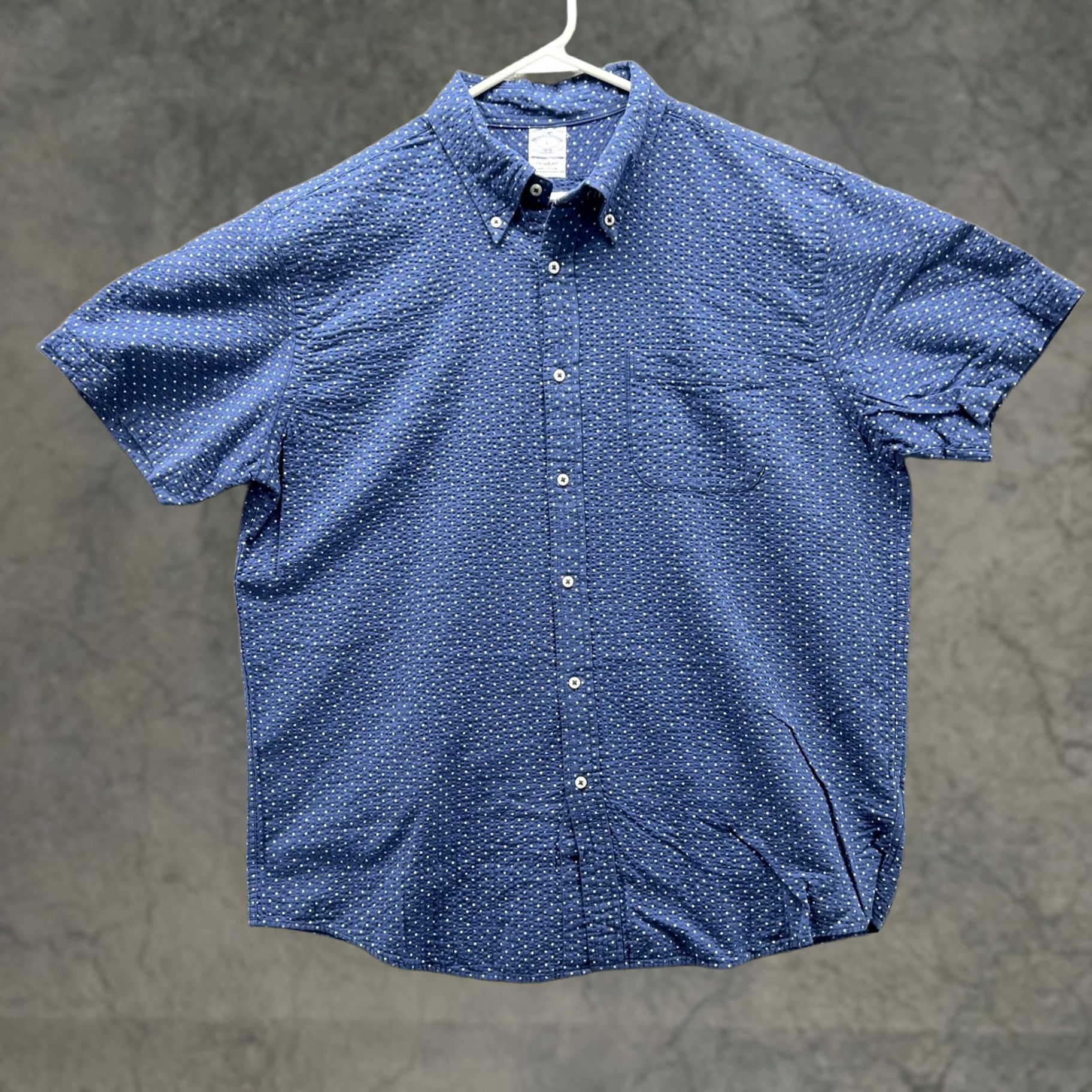 Brooks Brothers Brooks Brothers Shirt Mens L Blue Polka Dot Short Sleeve Button Front Casual Size US L / EU 52-54 / 3 - 1 Thumbnail