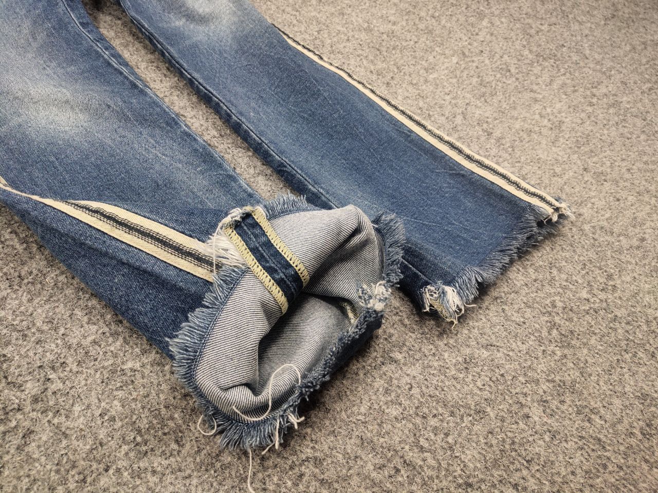 Jacob Cohen Jacob Cohen Italy Design Karen Stripe Side Slim Denim Jeans Size 25" / US 0 / IT 36 - 12 Thumbnail