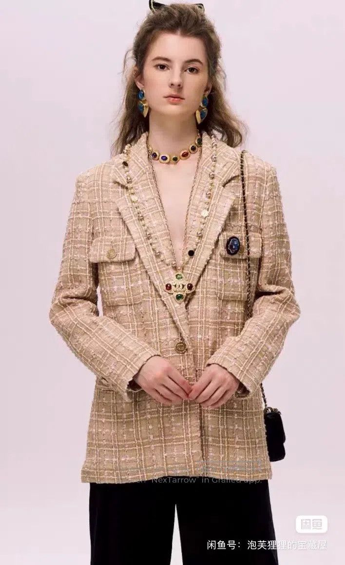 Chanel Chanel 19S beach series gold plaid long-sleeved suit jacke Size XXS / US 00 / IT 34 - 7 Thumbnail