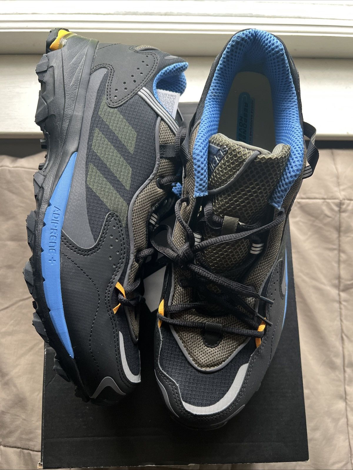 Adidas Response Hoverturf GF6100A Size US 13 / EU 46 - 3 Thumbnail