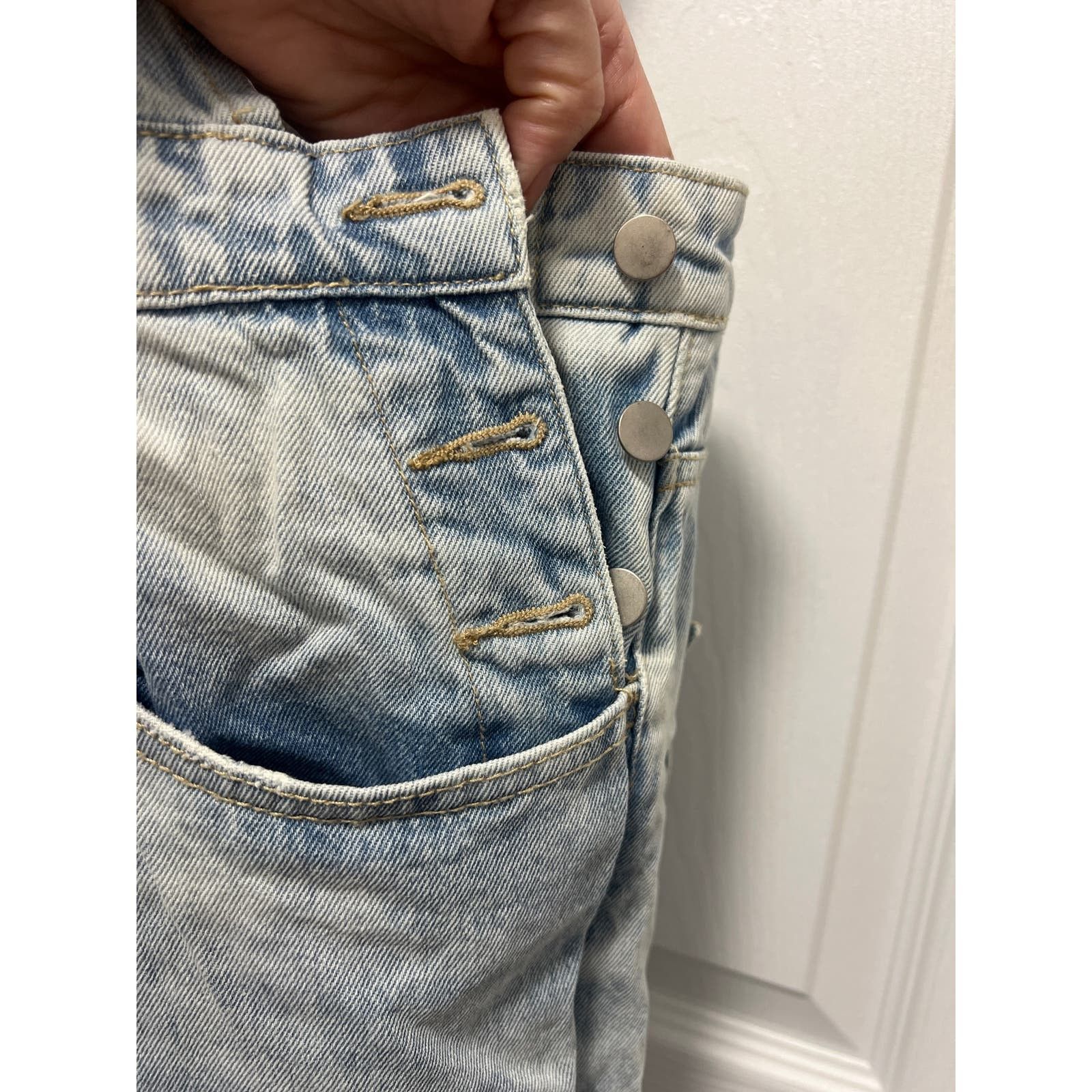 Forever 21 Light Wash Denim Skirt Overalls size 29 Forever 21 Size 29" - 3 Thumbnail