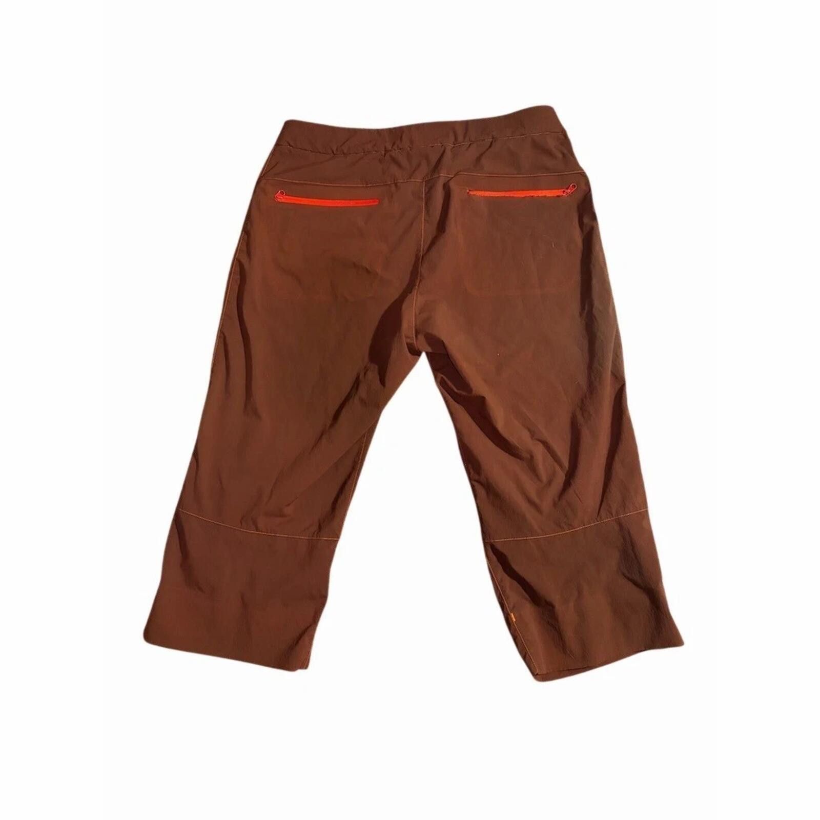 Arc'teryx Arcteryx Women’s 10 Cargo Capri Terracotta Hiking Pants Size 32" / US 10 / IT 46 - 2 Thumbnail