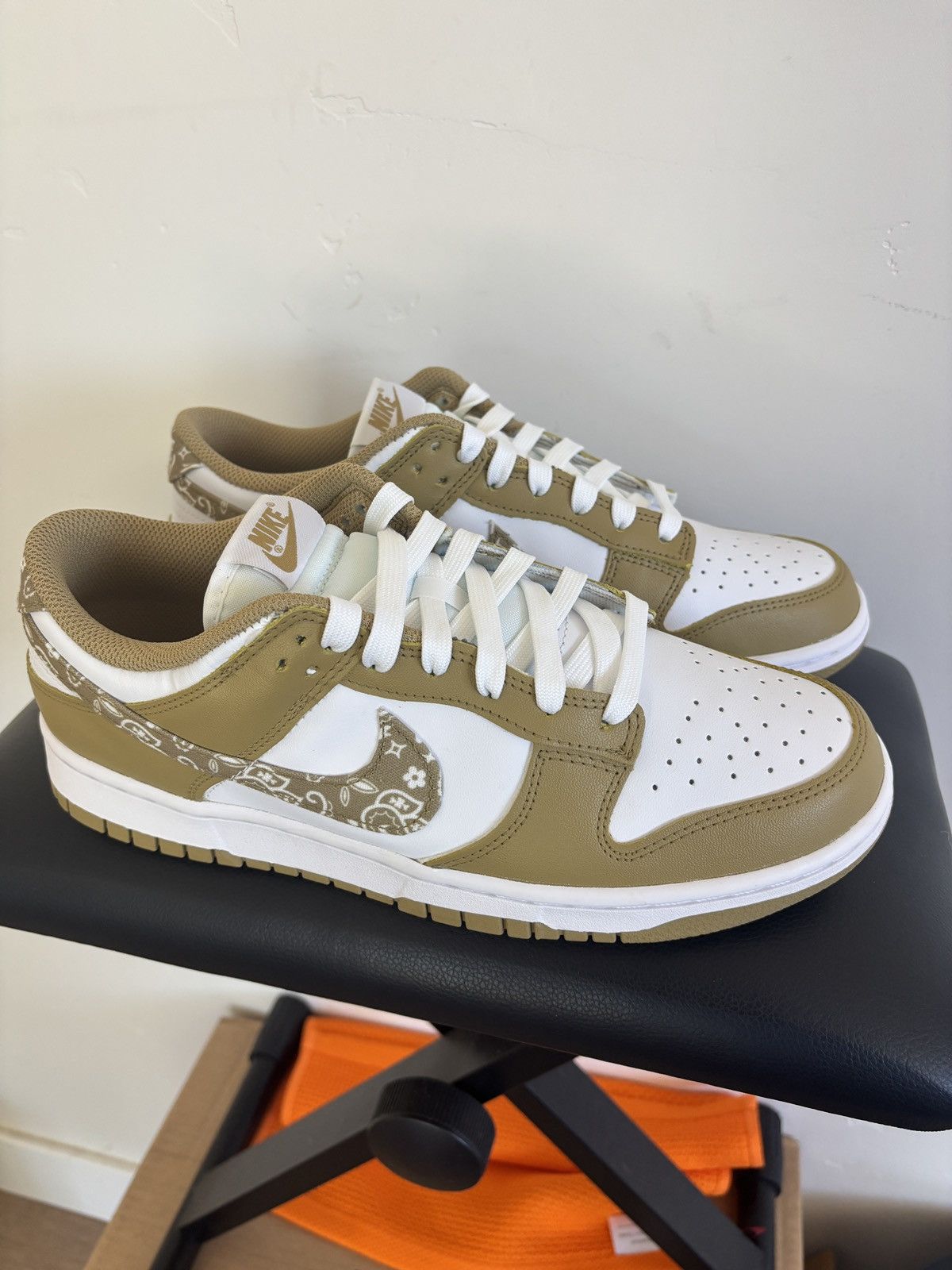 Nike Nike Dunk Low ESS Barley Paisley Size US 9 / EU 42 - 1 Thumbnail