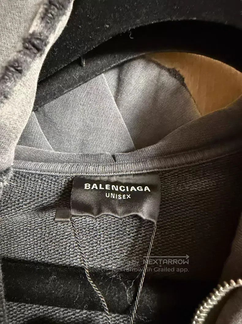 Balenciaga Balenciaga Qixi limited edition white graffiti zip-up hood Size US XXS / EU 40 - 3 Thumbnail