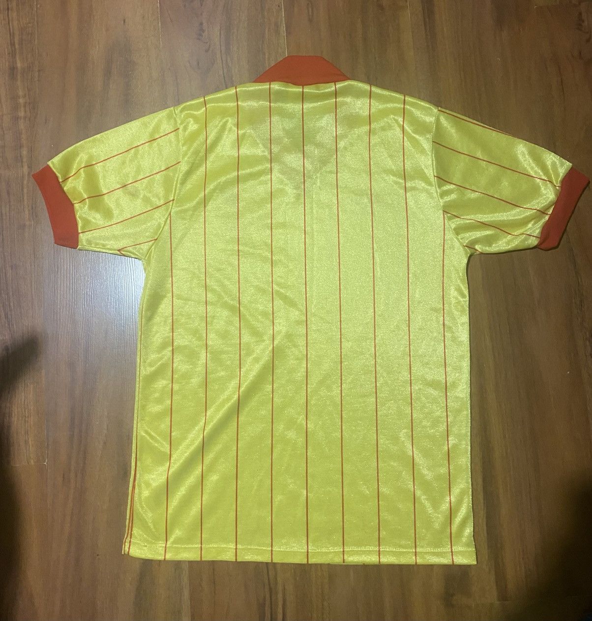 Umbro LIVERPOOL FC 1981/1984 THIRD AWAY FOOTBALL SHIRTSOCCERJERSEY Size US M / EU 48-50 / 2 - 3 Thumbnail