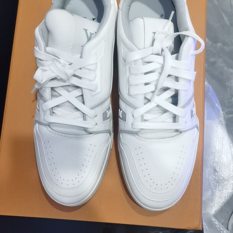 Louis Vuitton Louis Vuitton Trainer Stylish Low-Top Sneakers -2508 Size US 9 / EU 42 - 2 Thumbnail