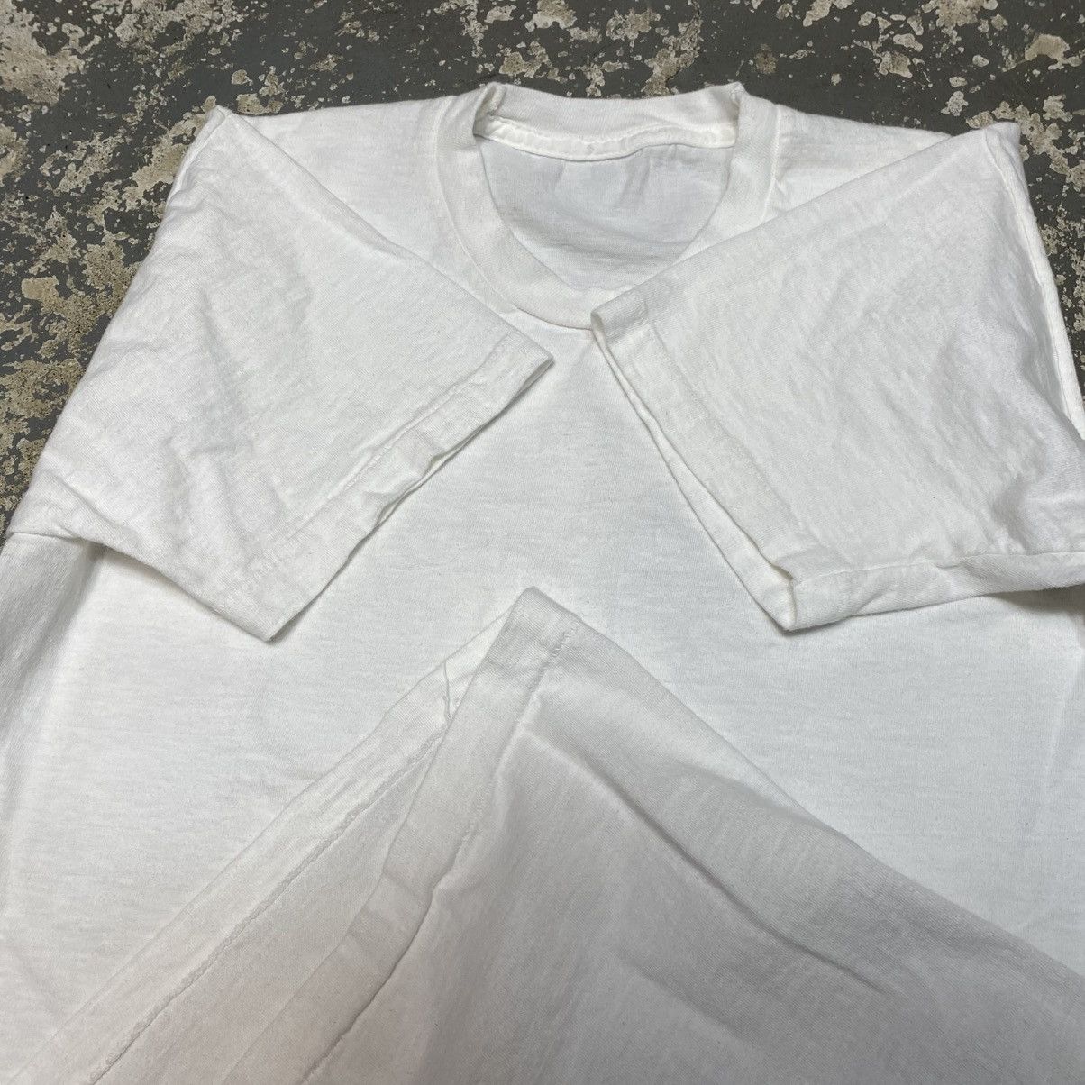 Unsound Rags × Vintage Vintage White Blank 90s Single Stitch Tshirt Size US M / EU 48-50 / 2 - 4 Thumbnail