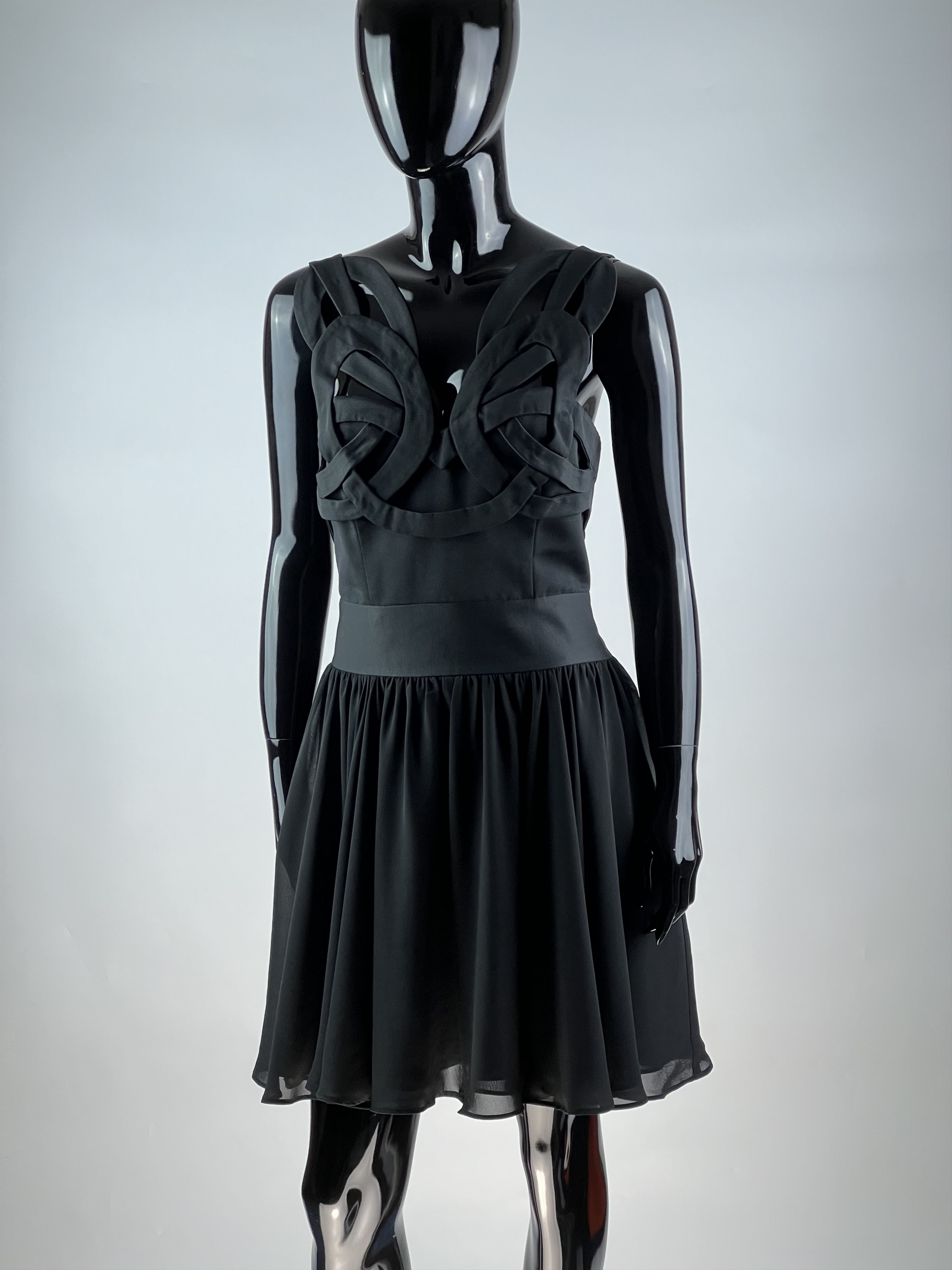Reiss Reiss Black Dress Size US4 Size S / US 4 / IT 40 - 1 Thumbnail