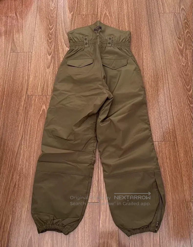 Neighborhood Neighborhood size S pants Size US 27 - 2 Thumbnail