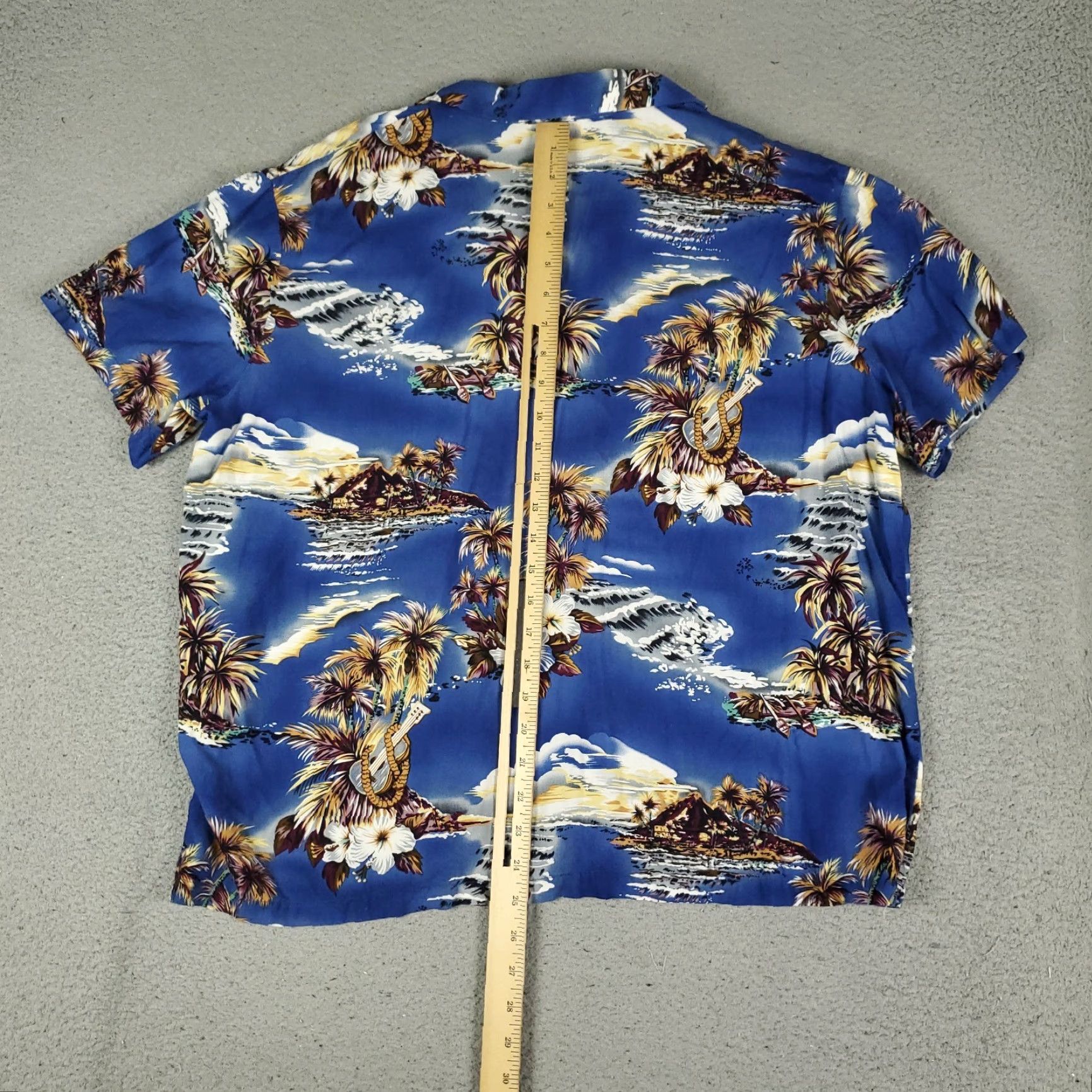 Hilo Hattie Hilo Hattie Shirt Womens L Blue Floral Rayon Hawaiian Button Up Size L / US 10 / IT 46 - 3 Thumbnail
