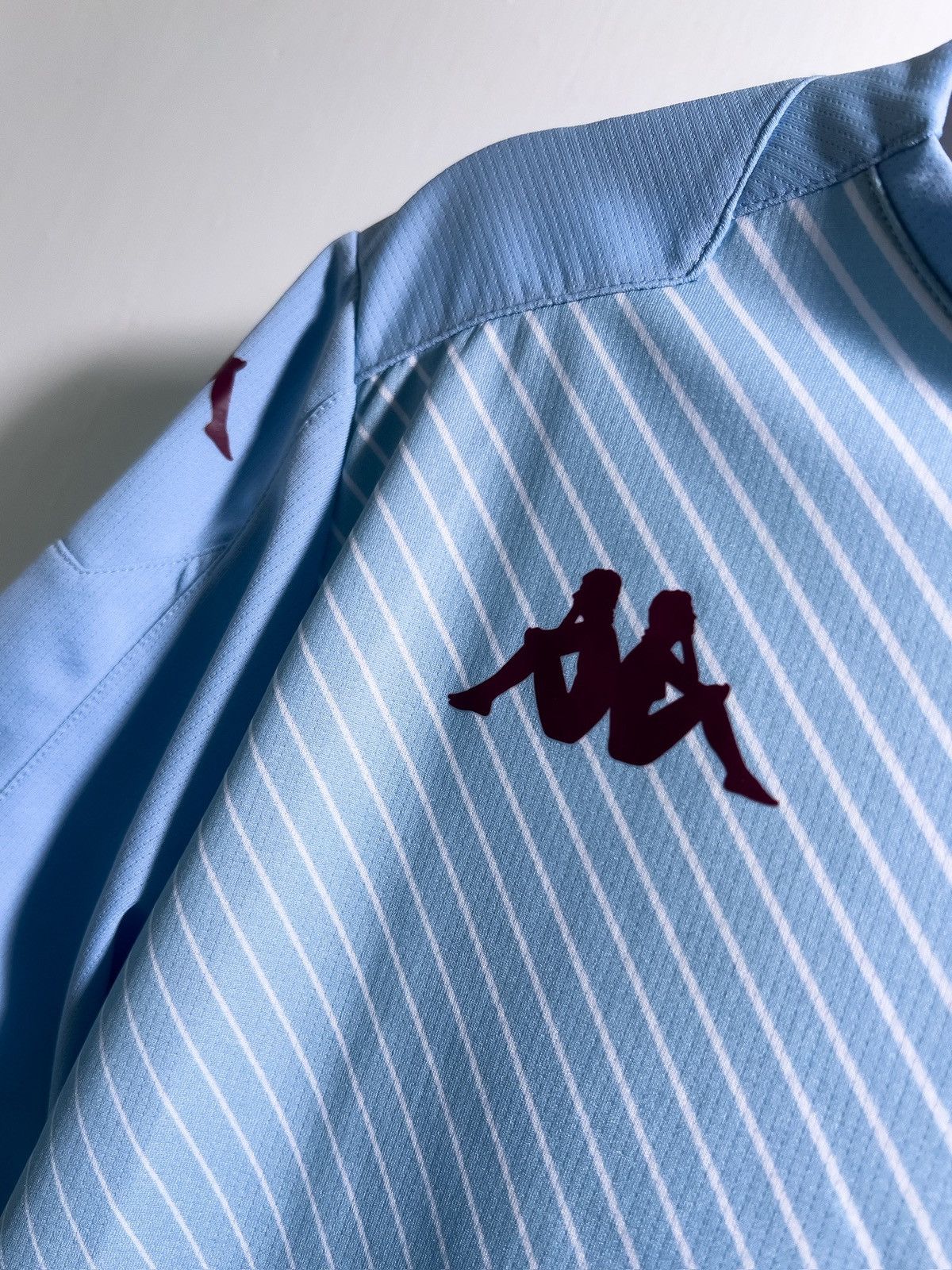 Kappa Kappa Aston Villa 2019-2020 Away Jersey Size US XL / EU 56 / 4 - 4 Thumbnail