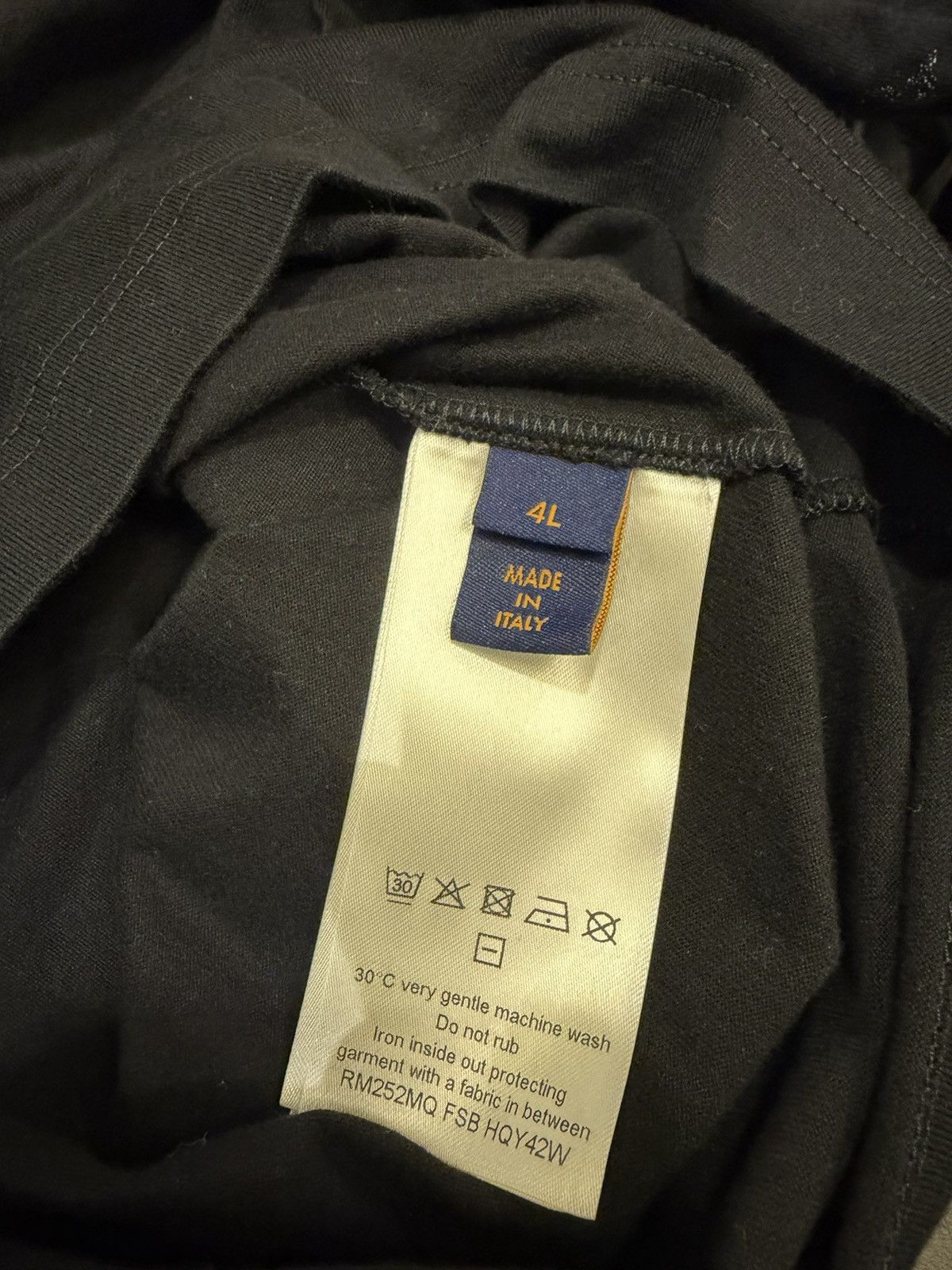 Louis Vuitton Louis Vuitton Gradient Monogram Tee Size US XXL / EU 58 / 5 - 4 Thumbnail