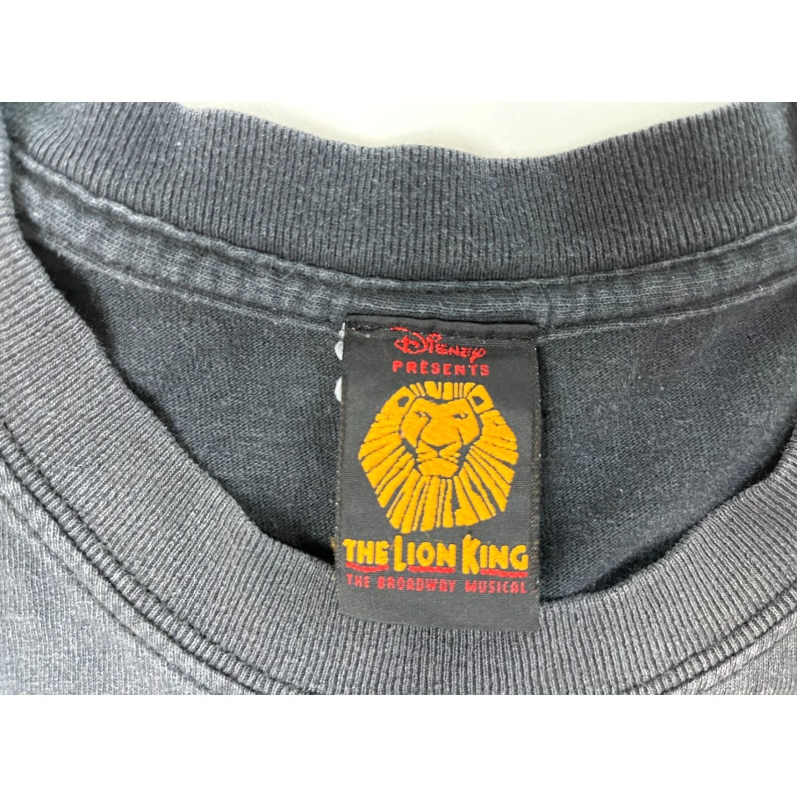 Disney Disney The Lion King Broadway Musical Chicago T-Shirt Double-Sided XL Unisex Adults Black Cotton Vintage Disney Shirt Mens Size US XL / EU 56 / 4 - 5 Thumbnail