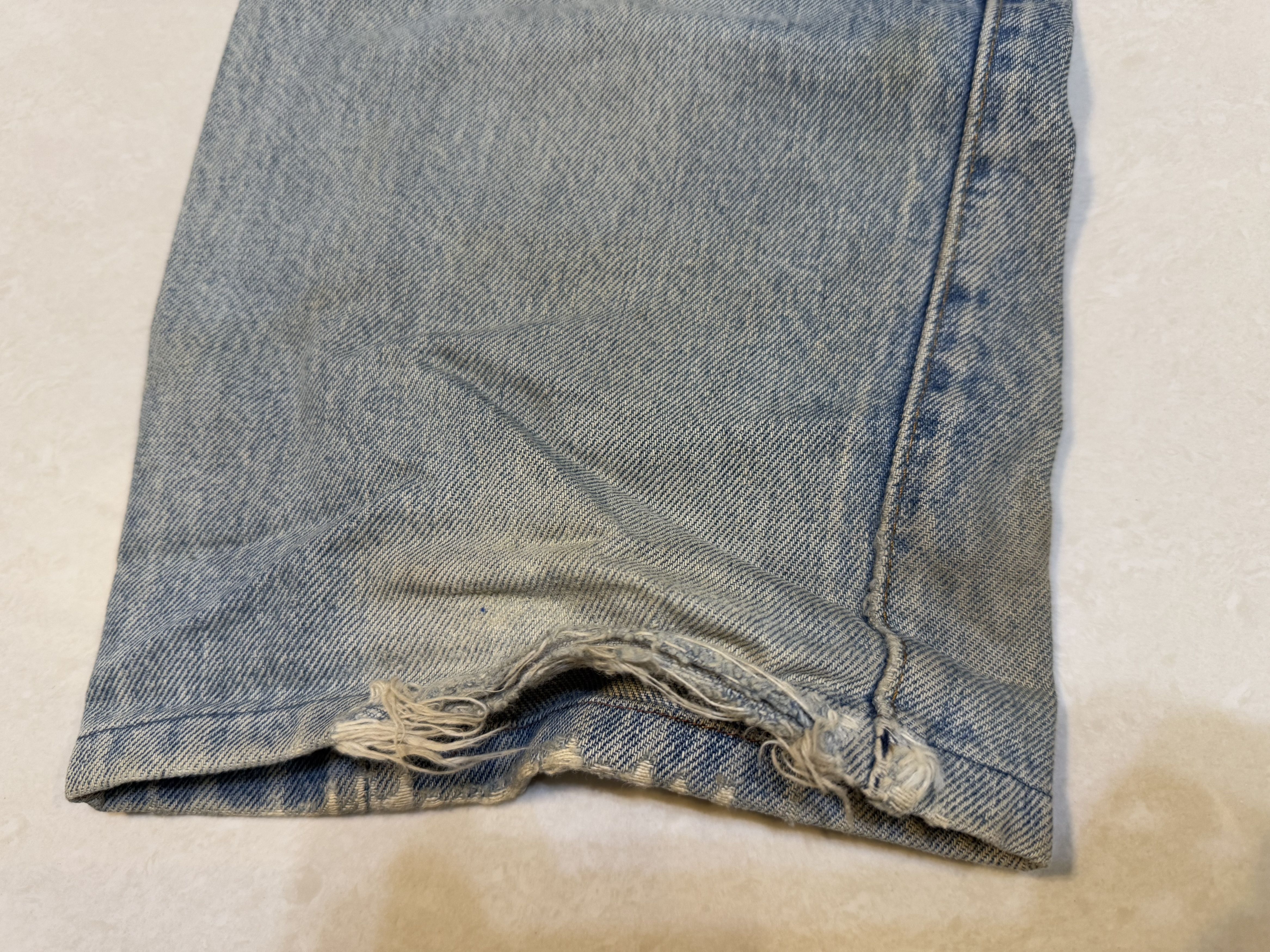 Vintage Vintage 80s Levi's 501 Selvedge Made in USA Thrashed Dirty Size US 28 / EU 44 - 9 Thumbnail