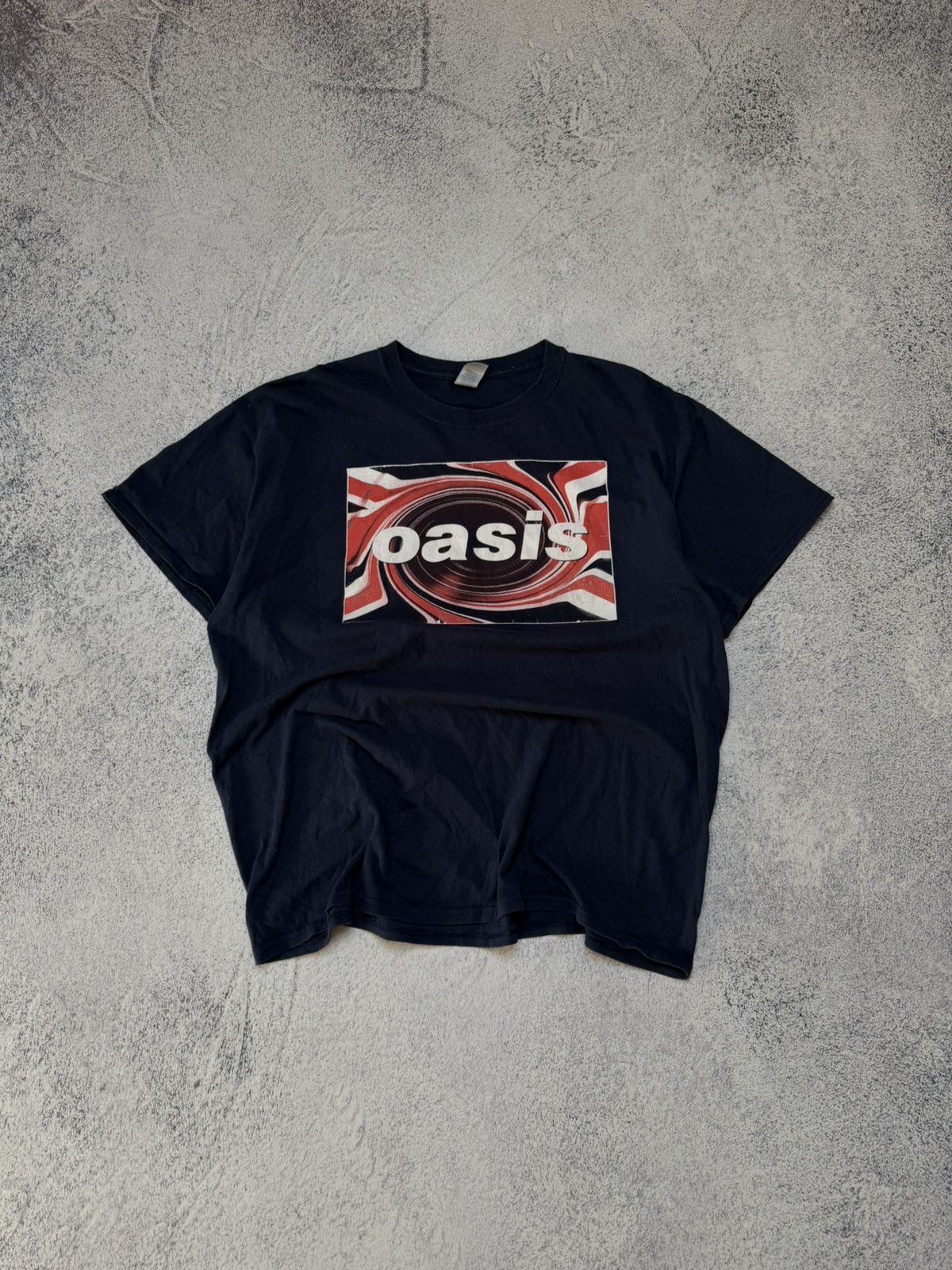 Gildan Vintage Oasis Band Merch T shirt Mens size XL Size US XL / EU 56 / 4 - 1 Thumbnail