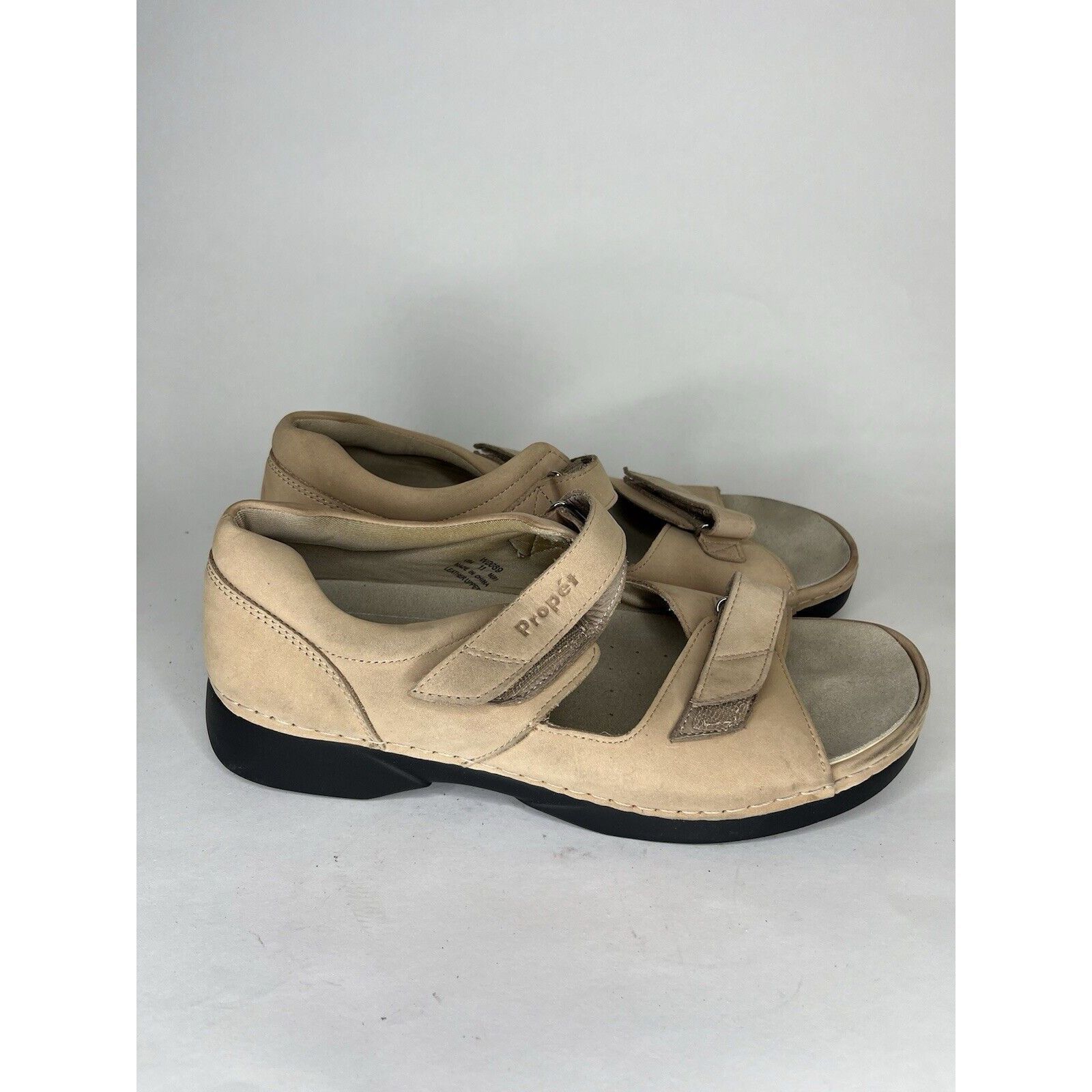 Other Propet Beige Nubuck Comfort Walking Strap Outdoor Sandals Wo Size US 11 / IT 41 - 1 Thumbnail