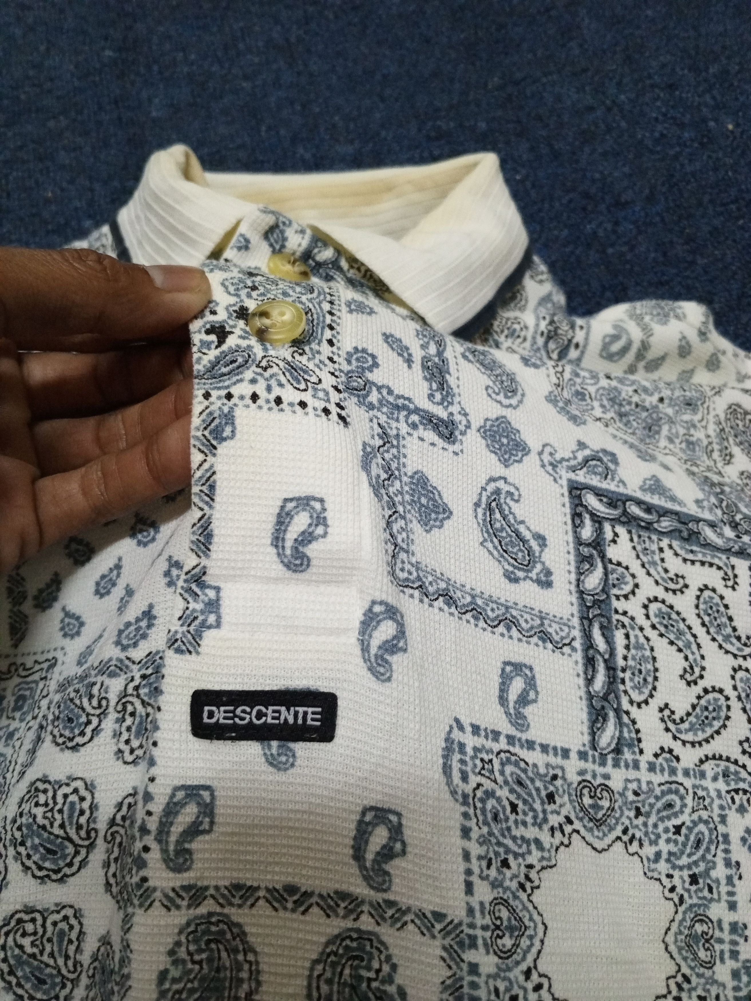 Descente × Japanese Brand DESENTE POLO GOLF FULLPRINT BANDANA Size US L / EU 52-54 / 3 - 6 Thumbnail