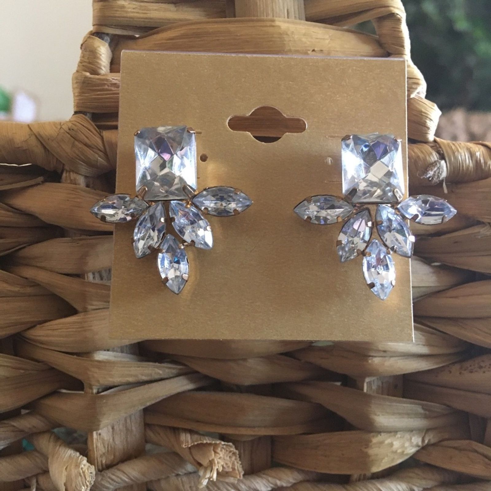 Vintage Vintage faceted clear glass rhinestone earrings Size ONE SIZE - 1 Thumbnail
