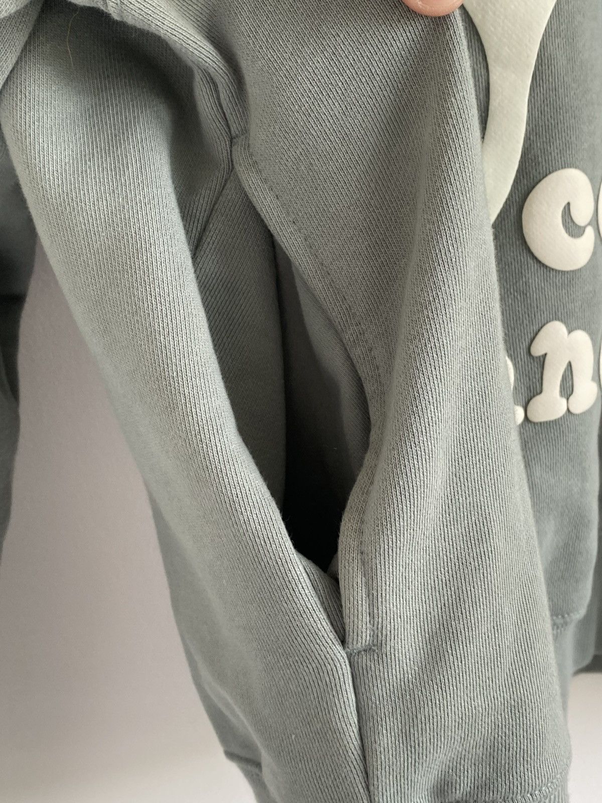 Broken Planet 🔥 BROKEN PLANET COSMIC CONNECTION HOODIE Y2K EARTH VIBES 🔥 Size US S / EU 44-46 / 1 - 14 Thumbnail
